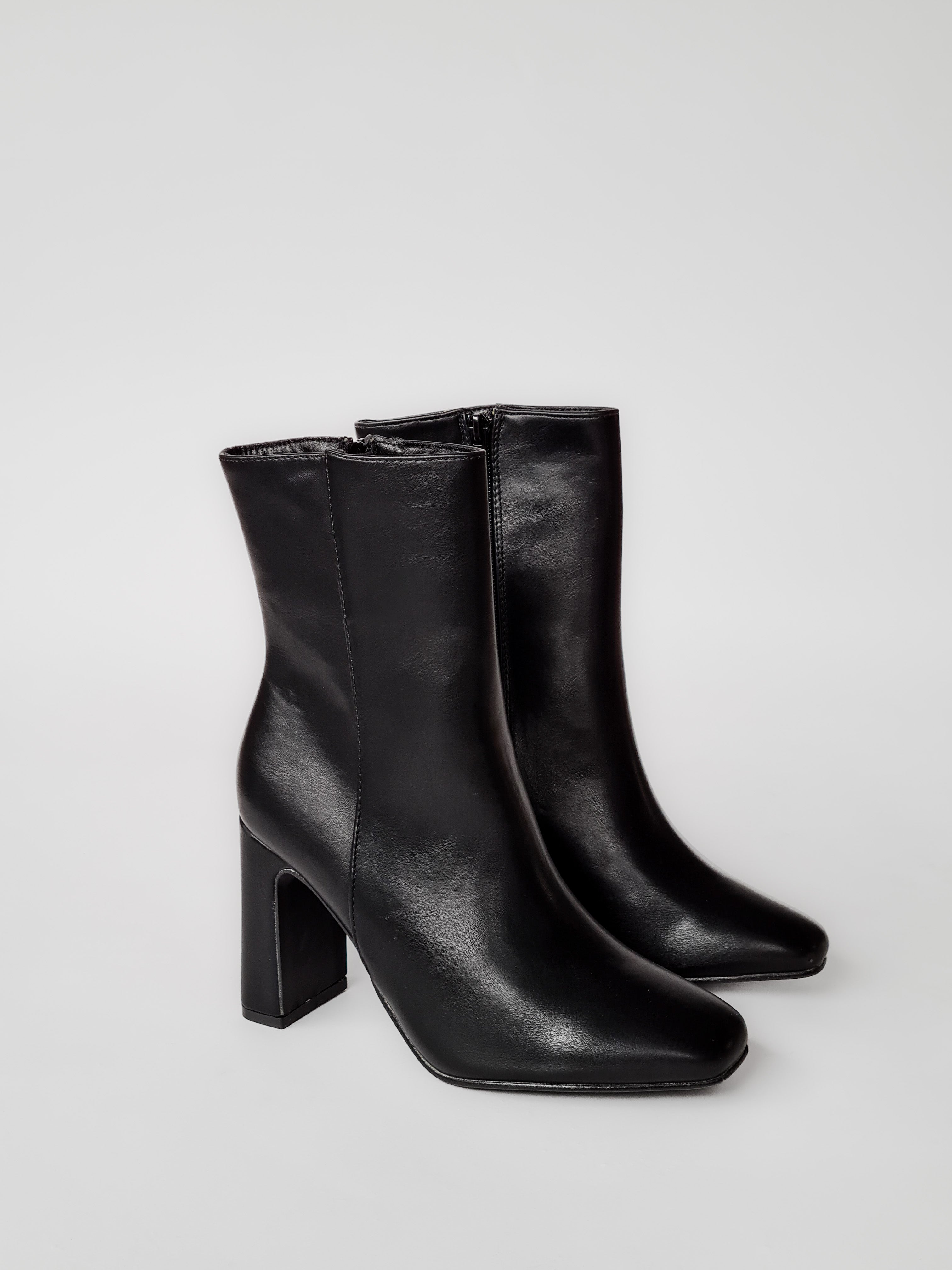 Bota Shift-17