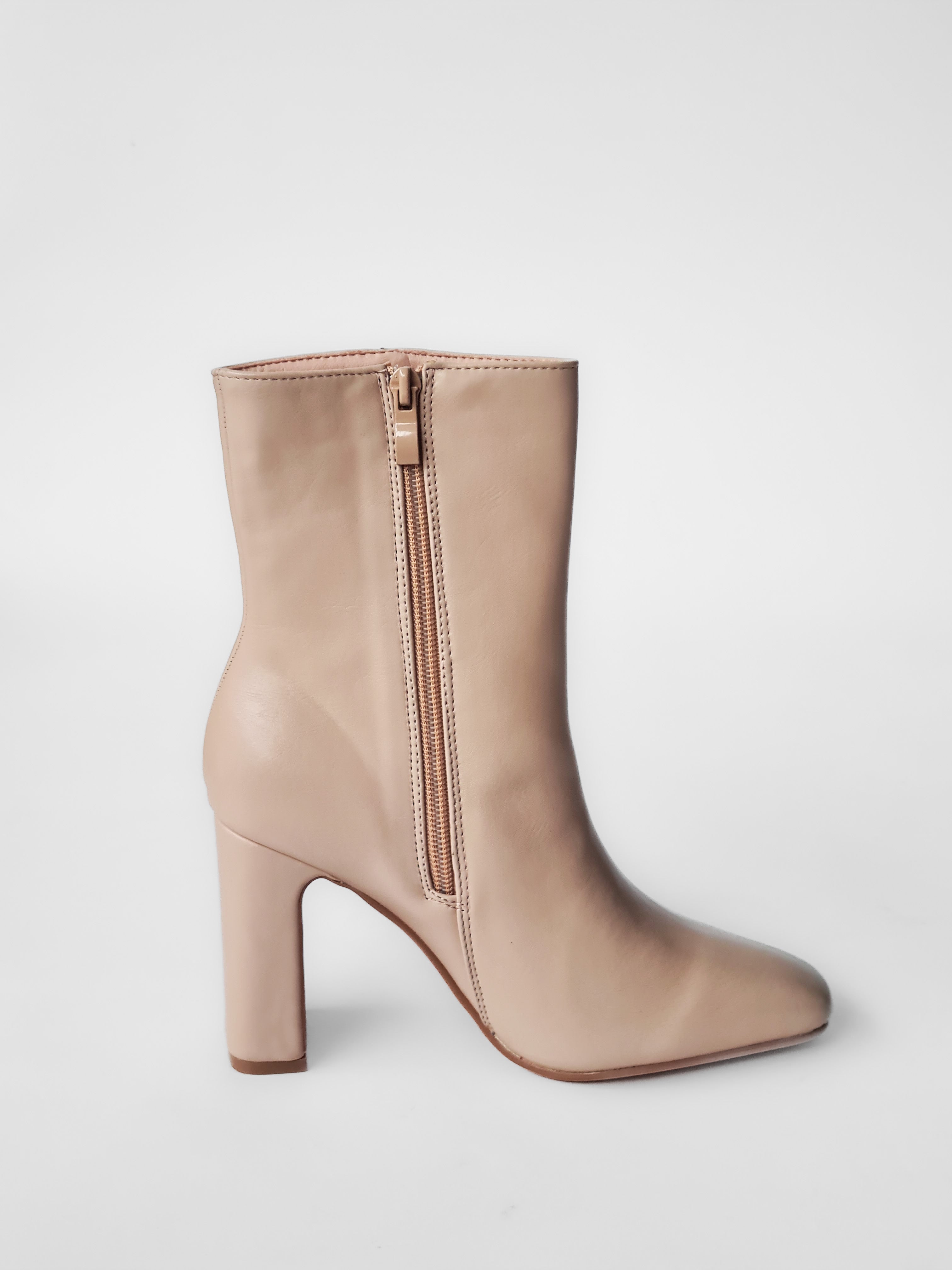 Bota Shift-17