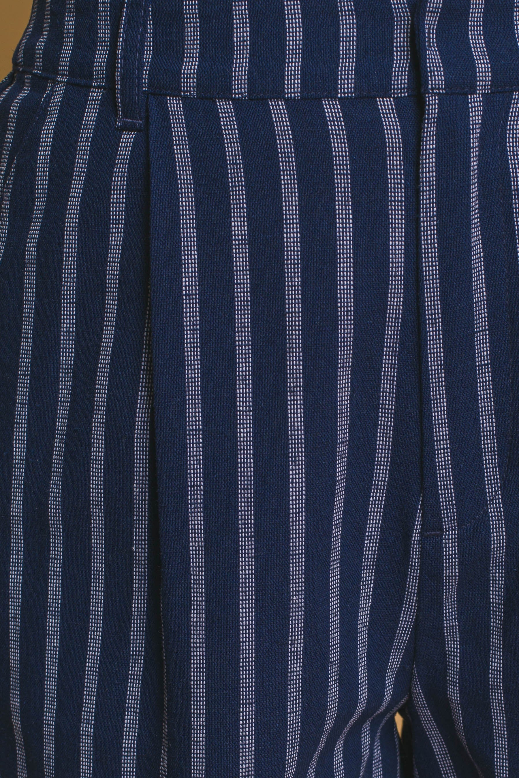 Short Artemis 6996PS.