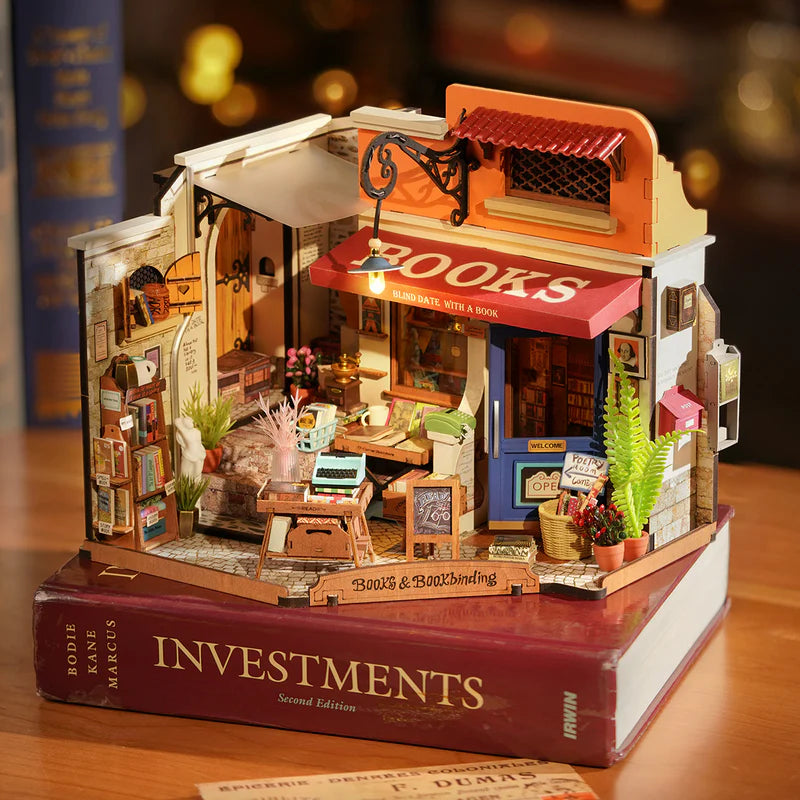 Puzzle Corner Bookstore DG164