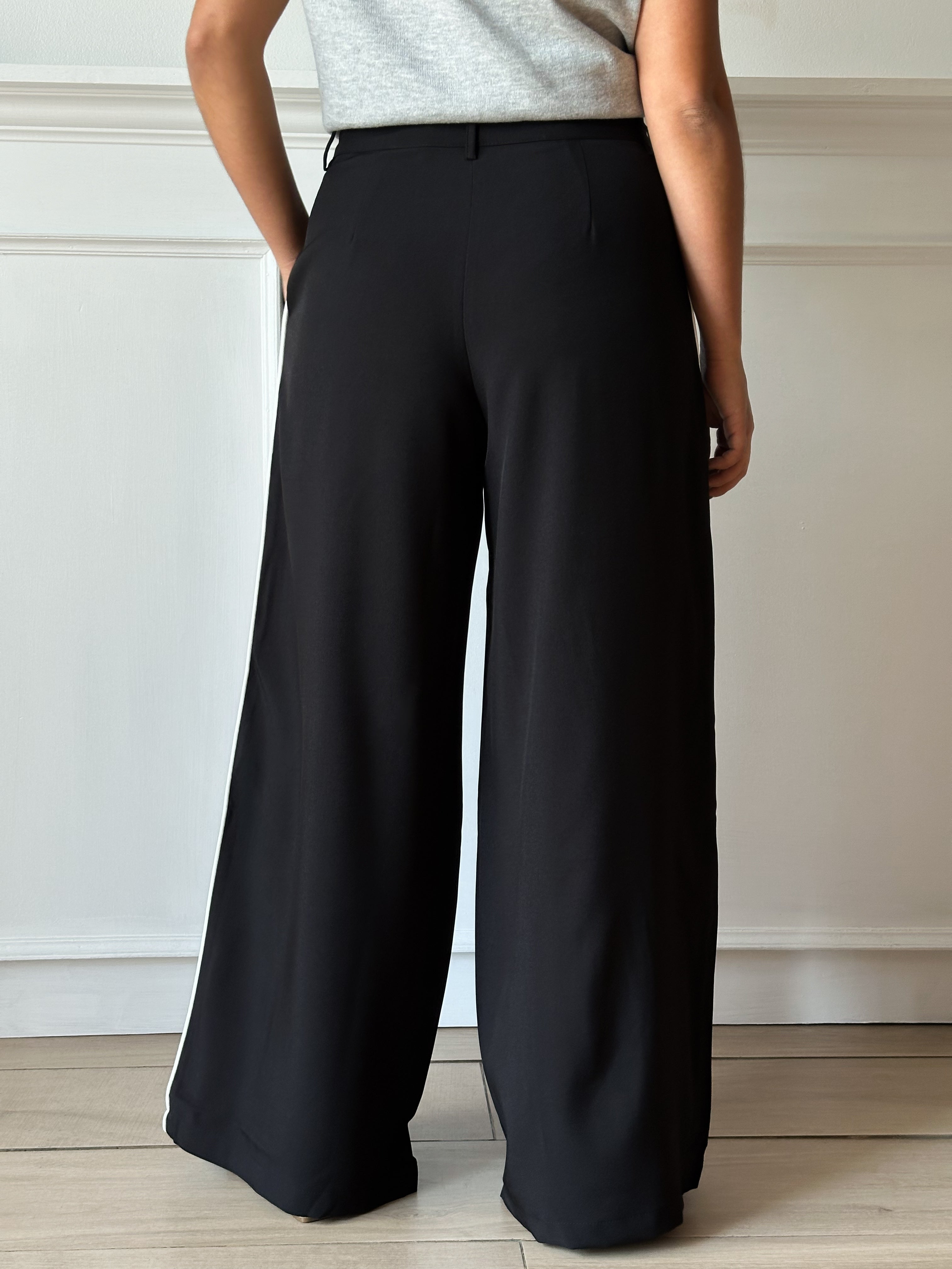 Pantalón Vero Moda Kamilla 10341752
