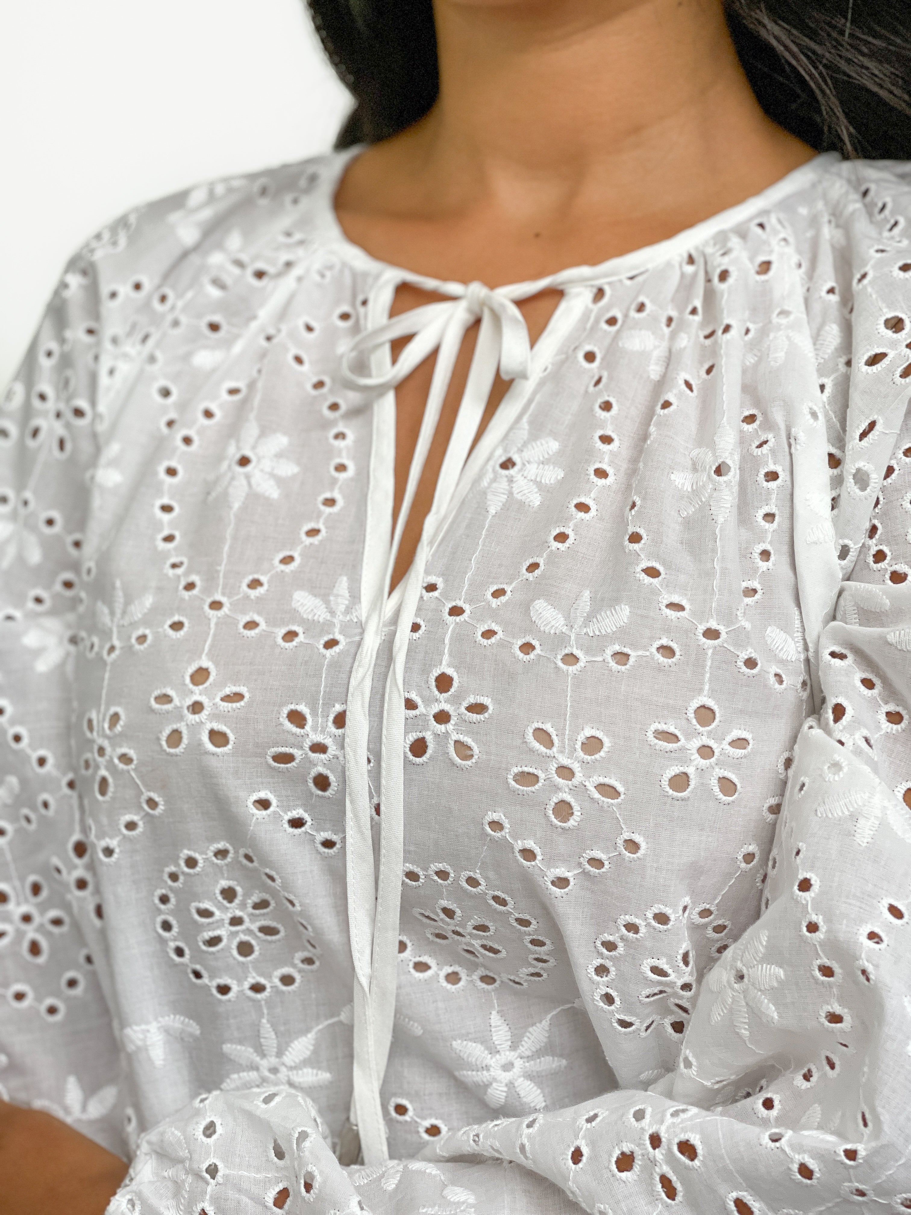Blusa On Cue Etenesh 01327137