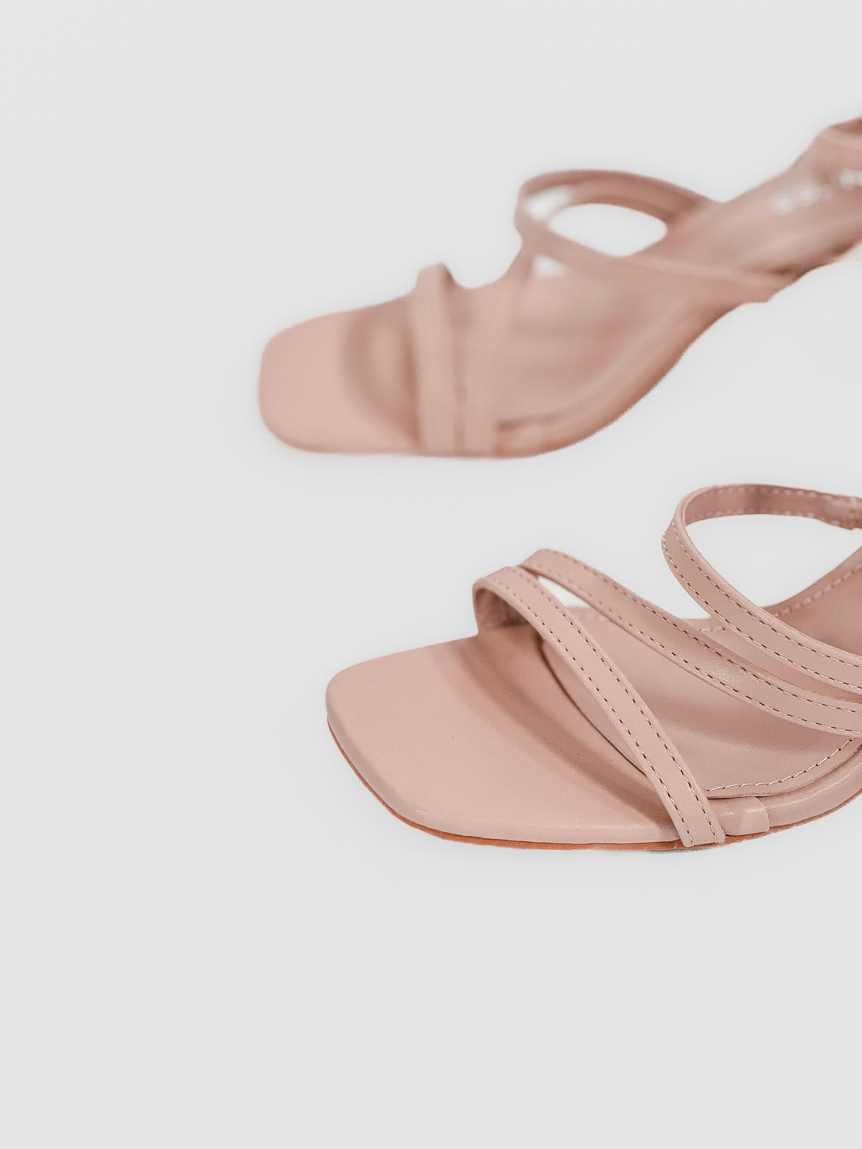 Sandalia Berness Lotus