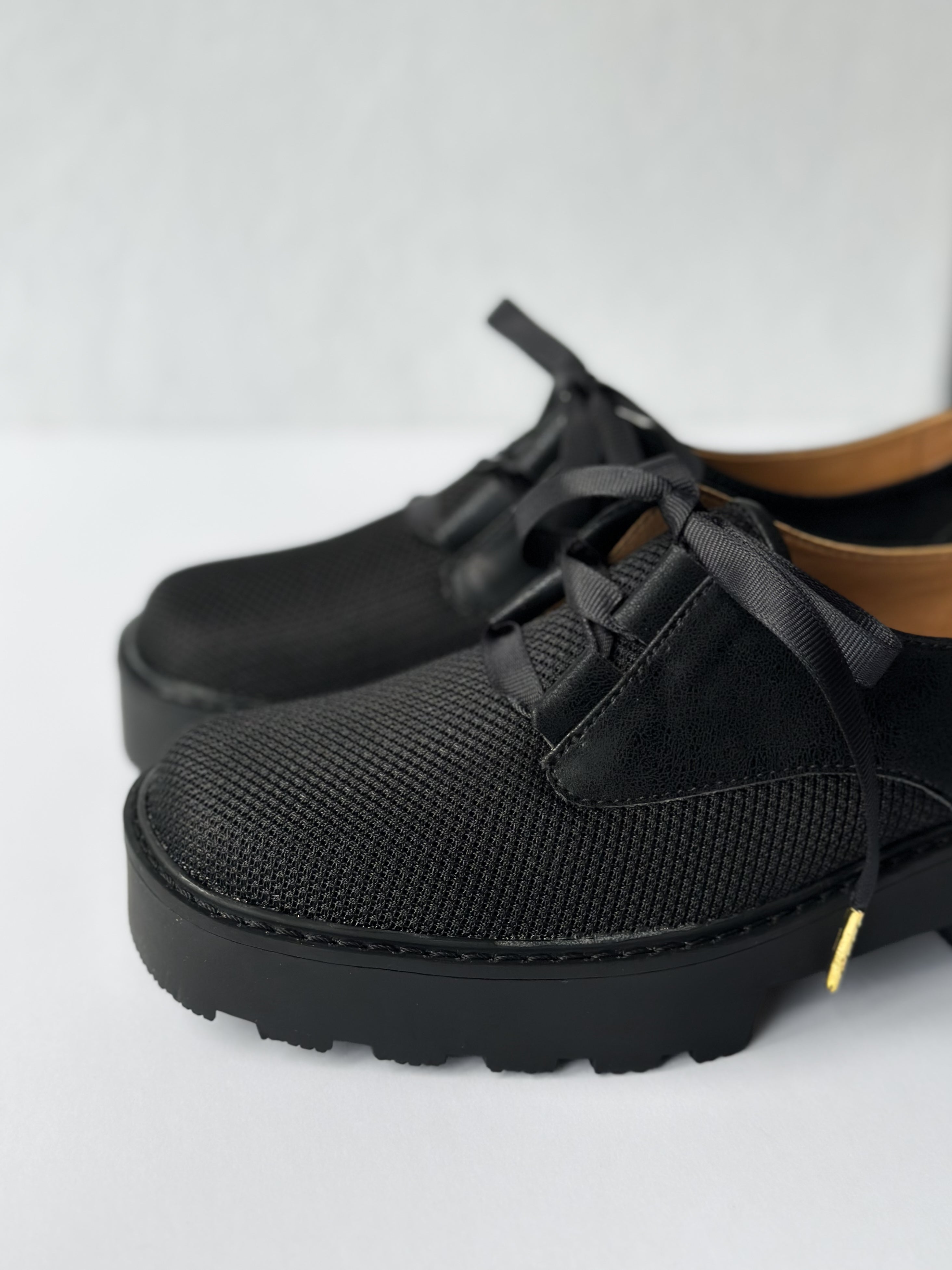 Zapato yaho lisa 05009E040