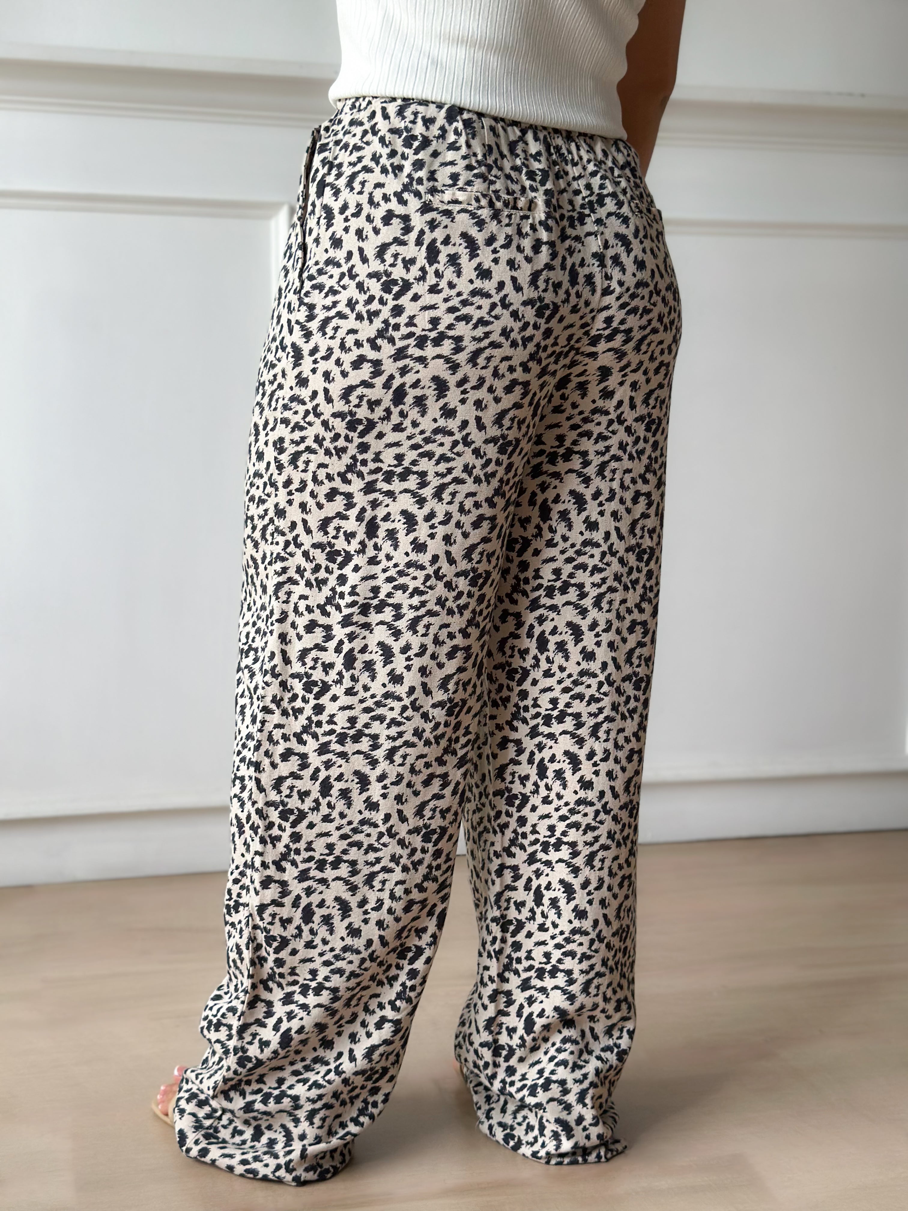 Pantalón Vero Moda Jesmilo 10287363