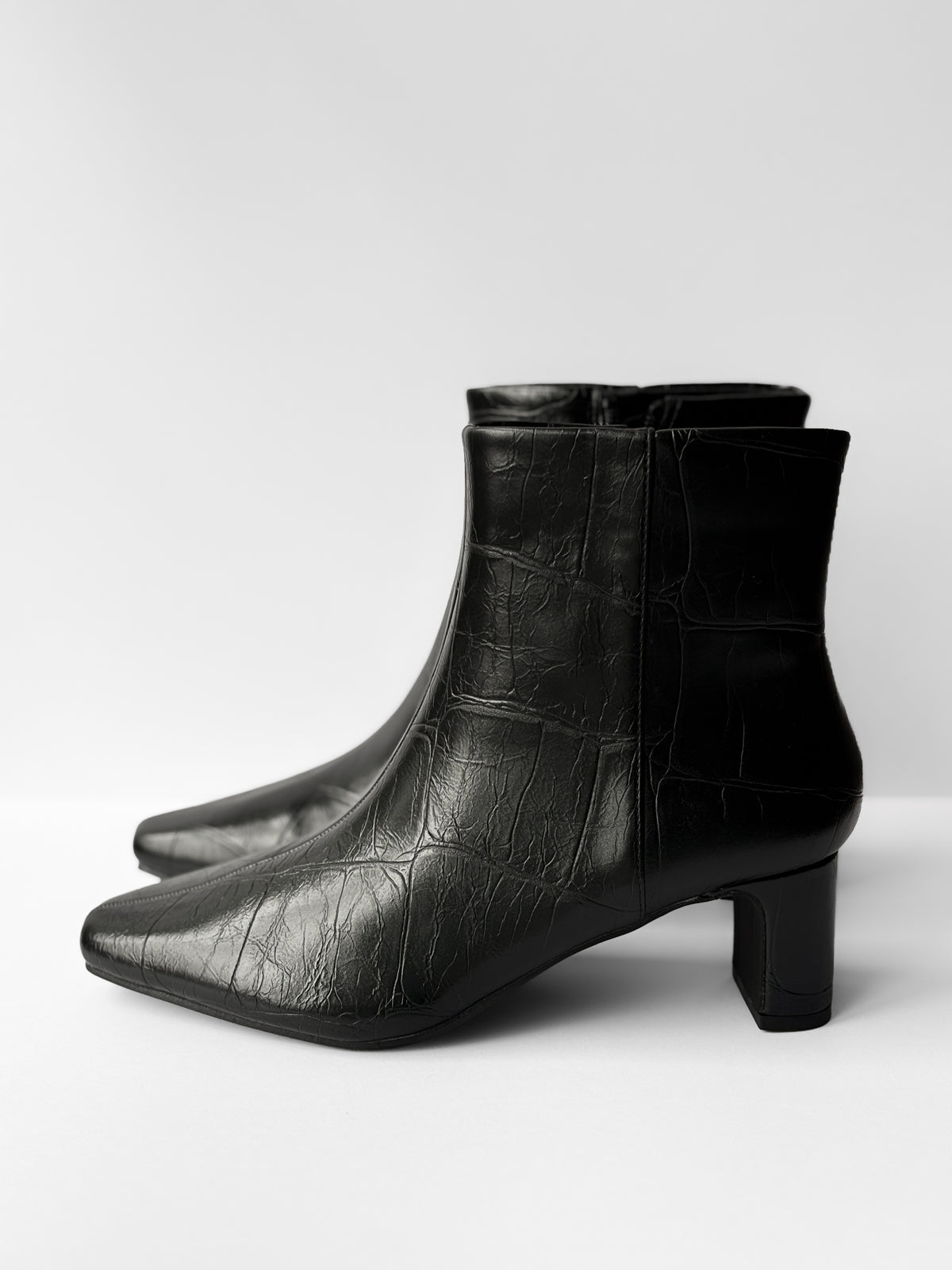 Botin Berness Sean05