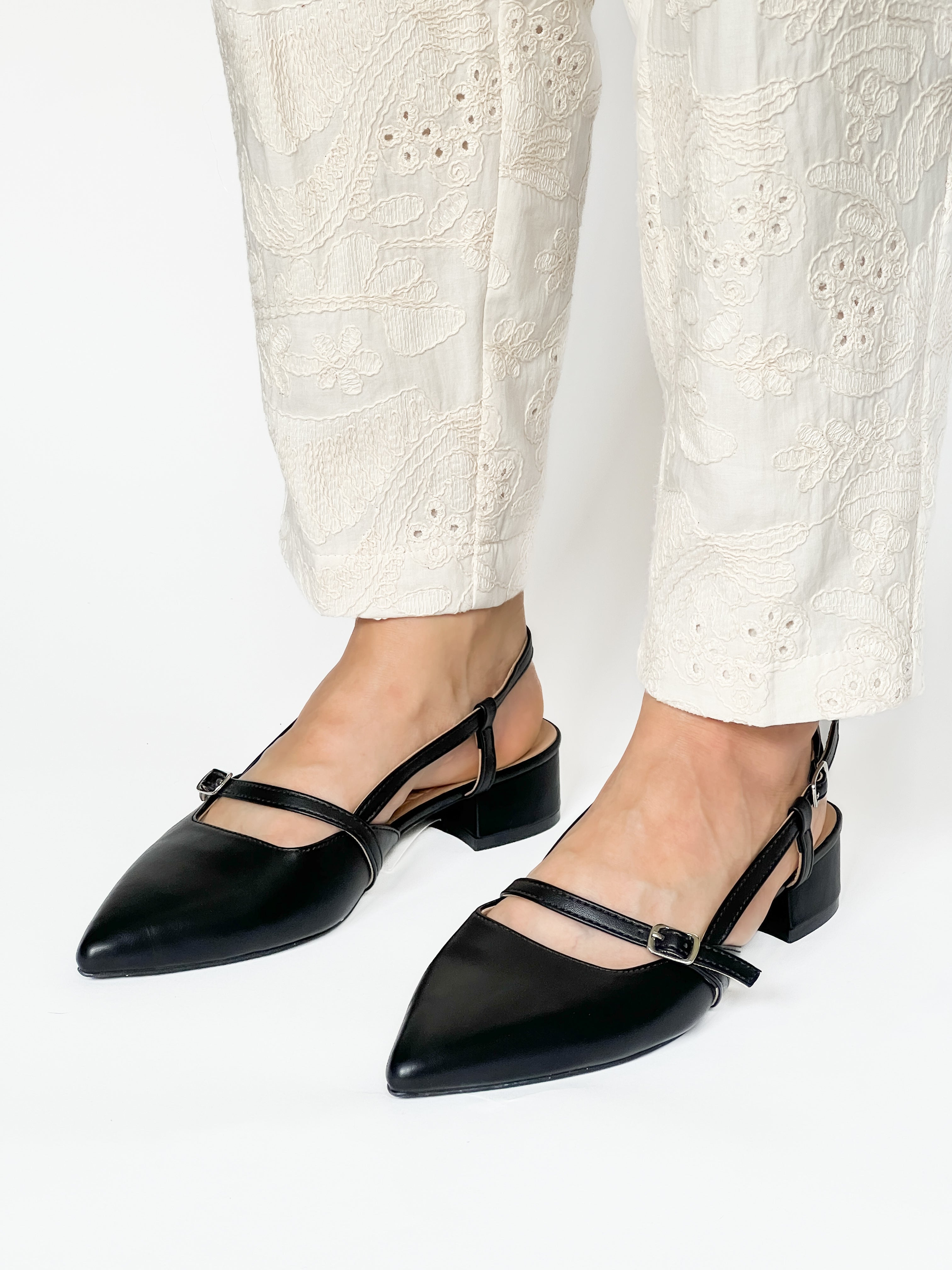 Flats Wild Diva Lanisa-01