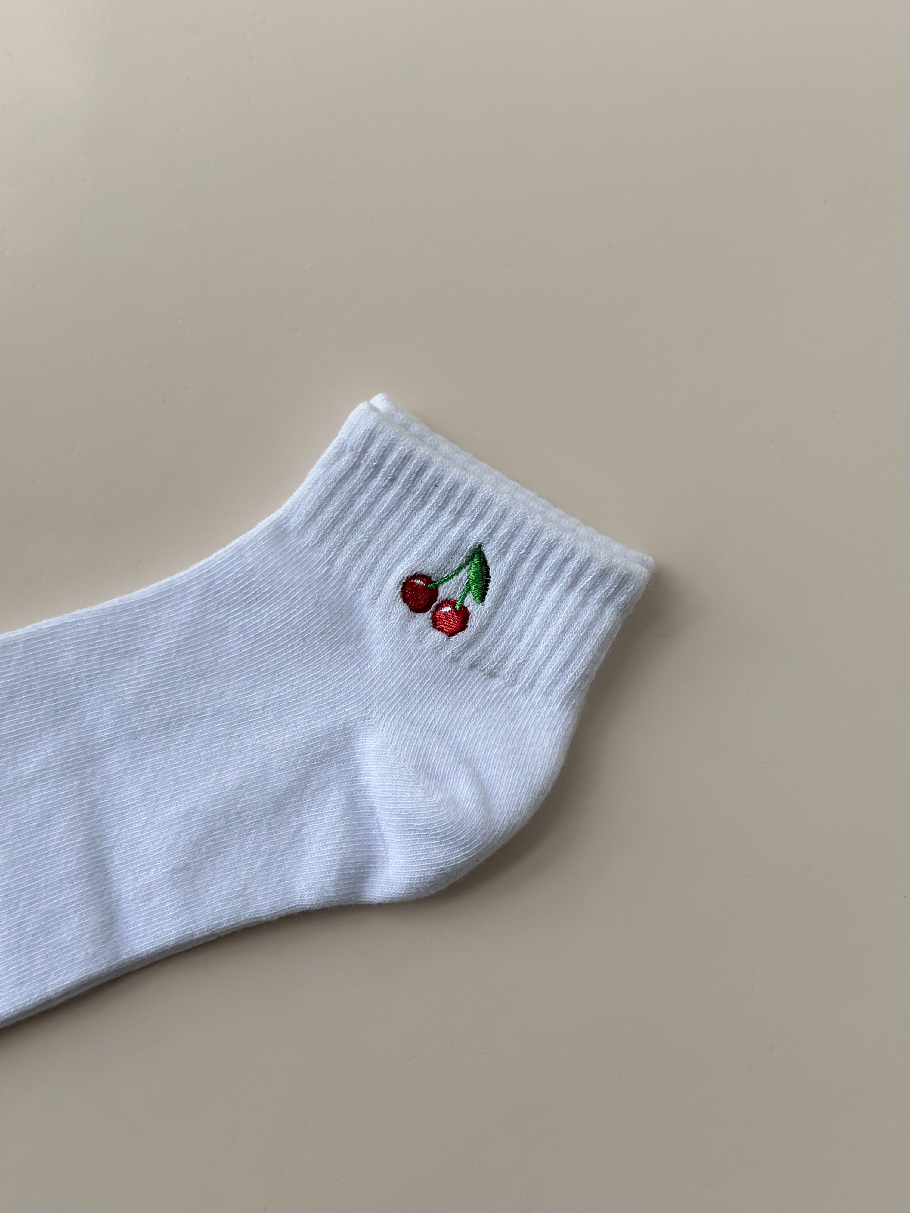 Media nollia cereza LNVS3002-WHT