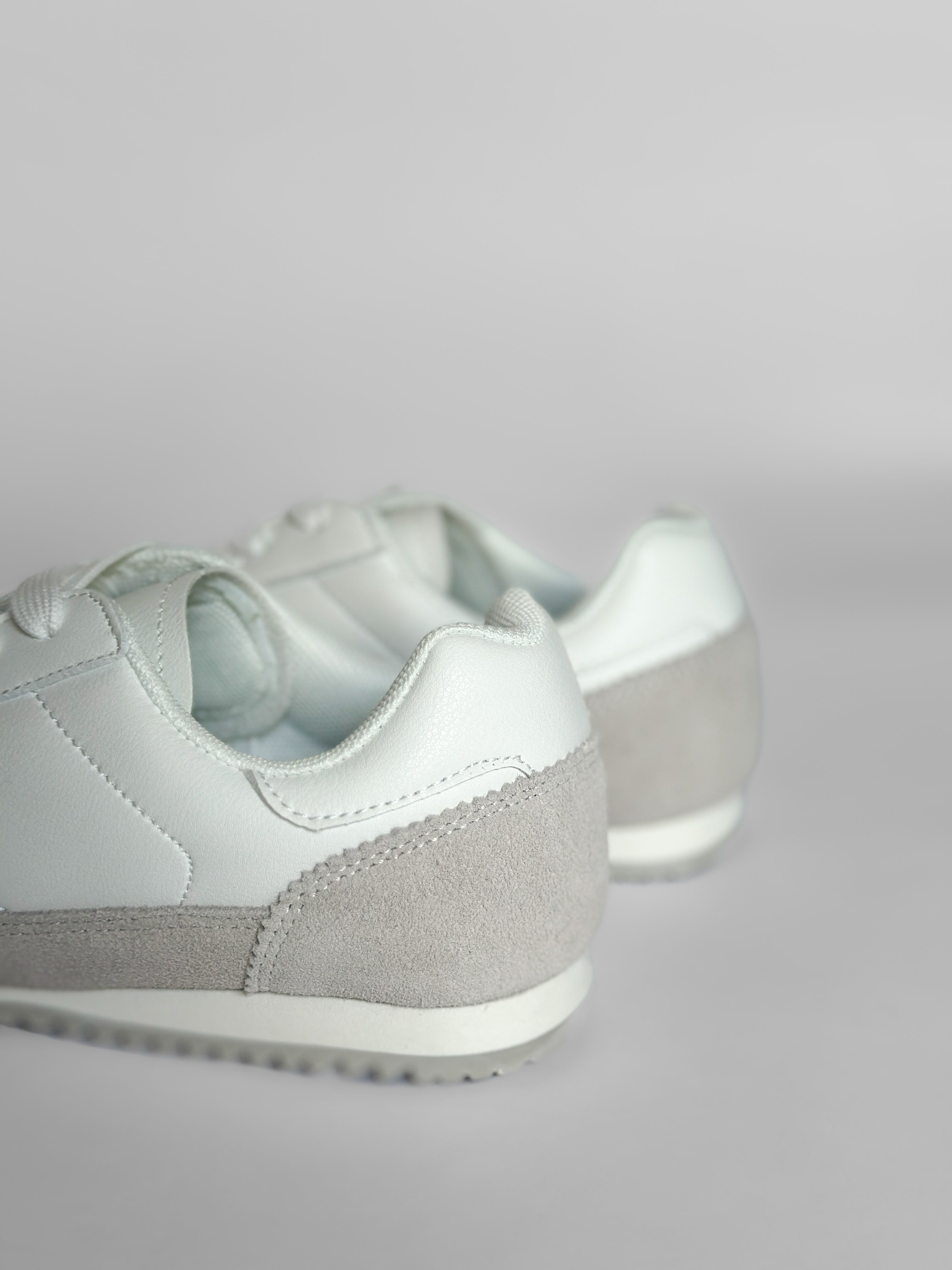 Tenis Berness Landon