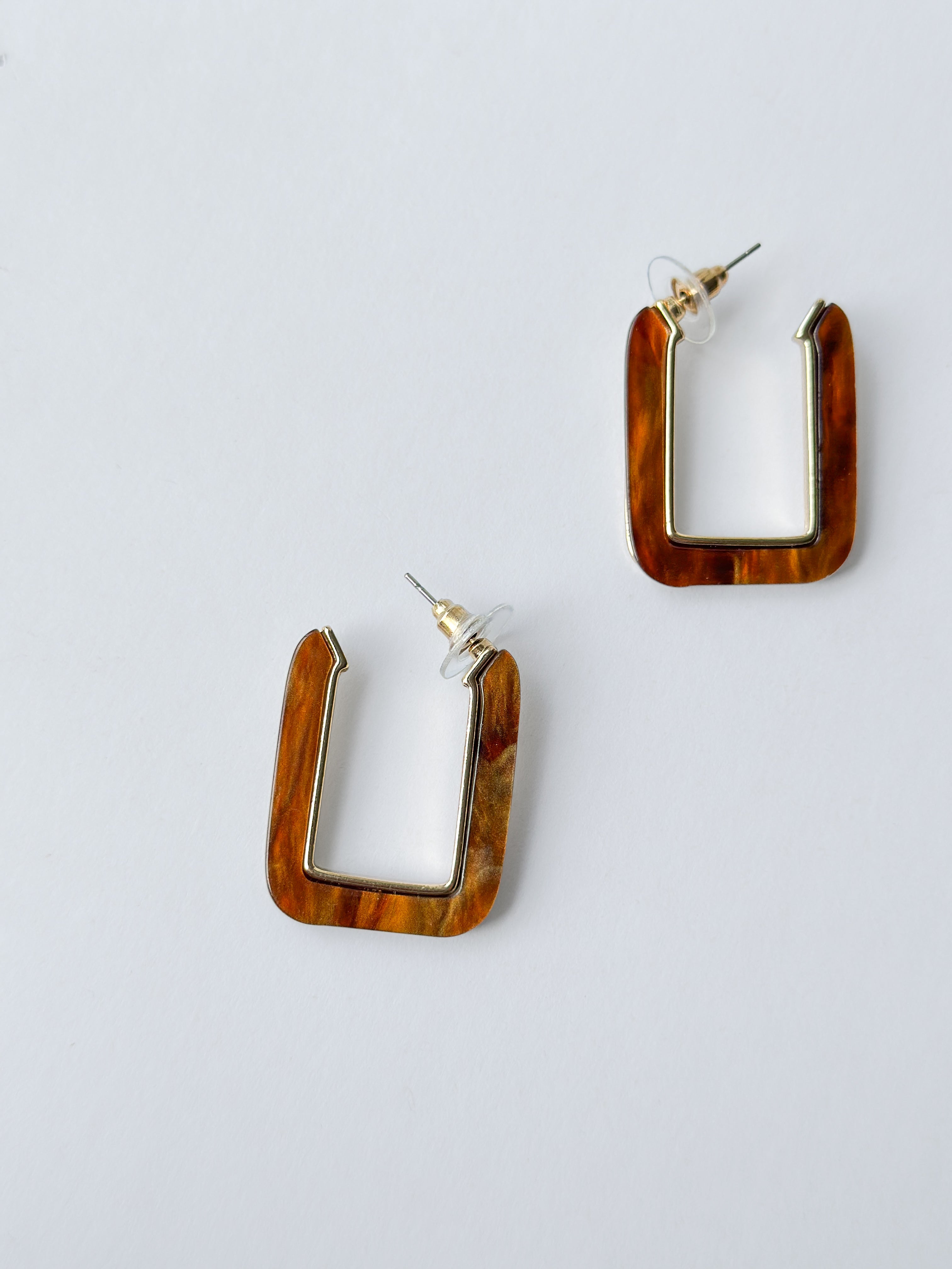 Pendientes de aro cúbicos con vetas de madera FE8078