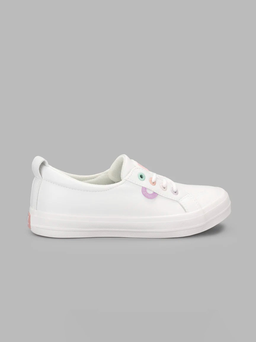 Tenis Jules CORAL para mujer en color blanco y camel, varios tamaños