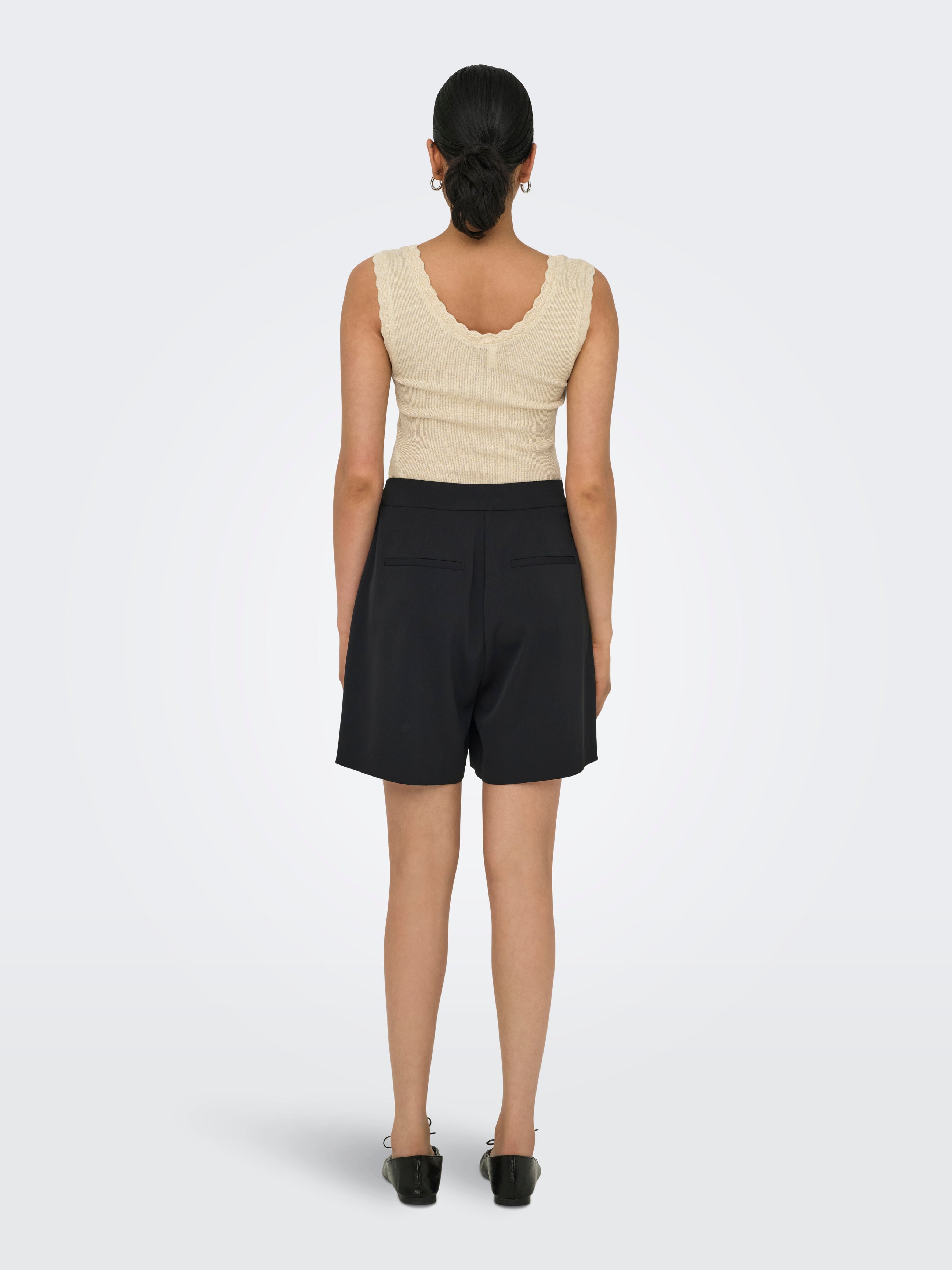 Short Only Marie 15344429