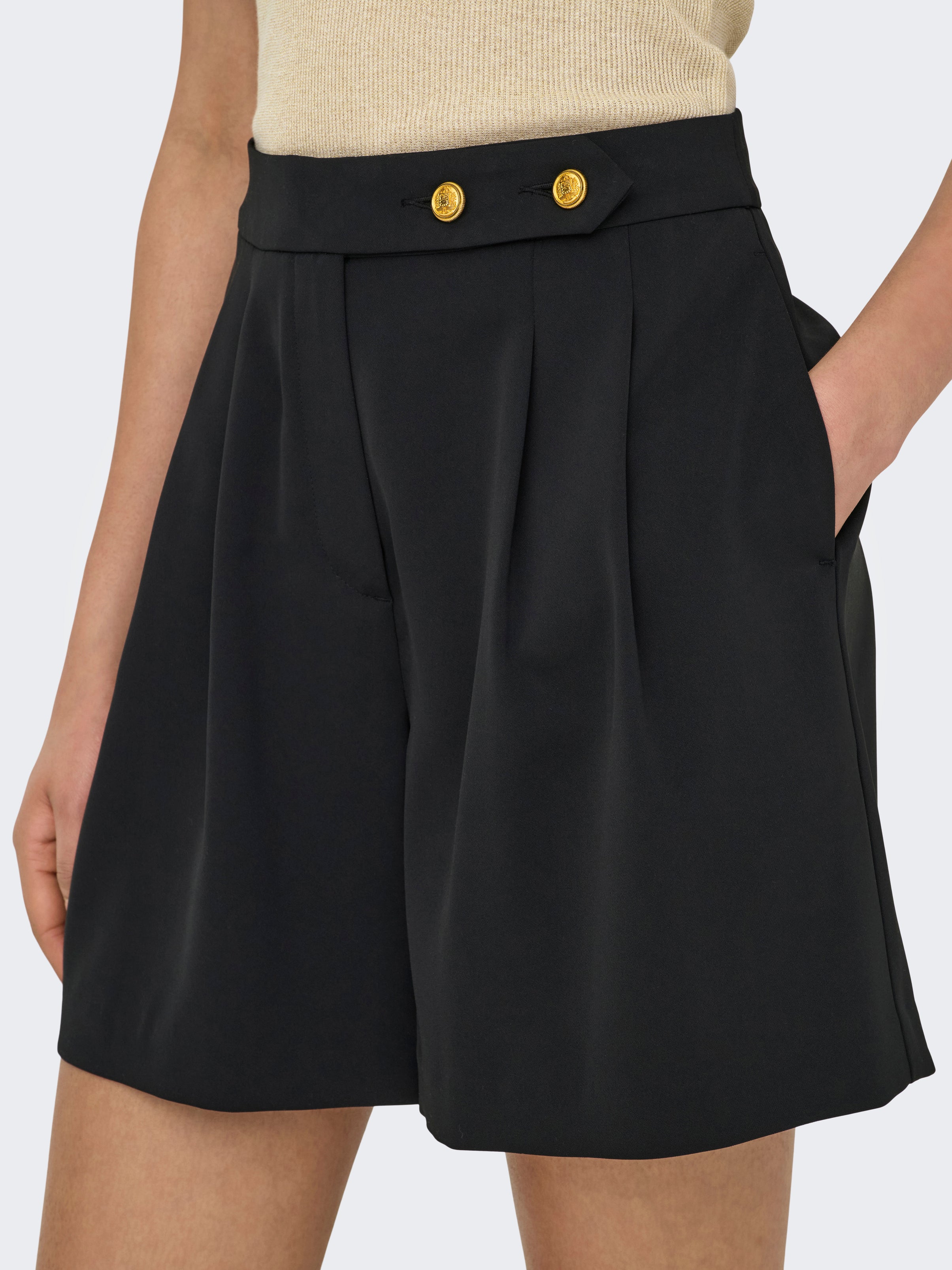 Short Only Marie 15344429