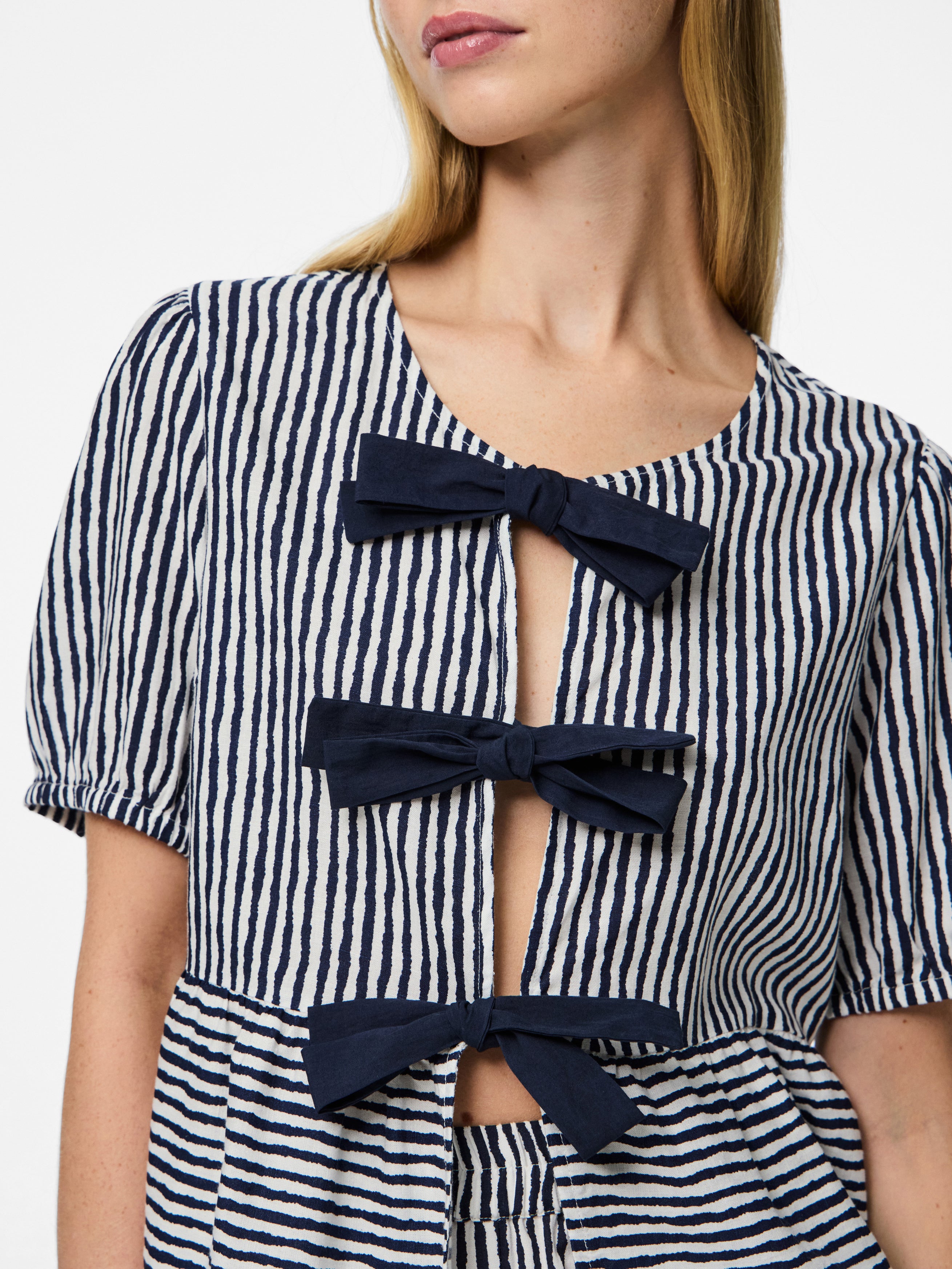 Blusa Pieces Talvina 17157340