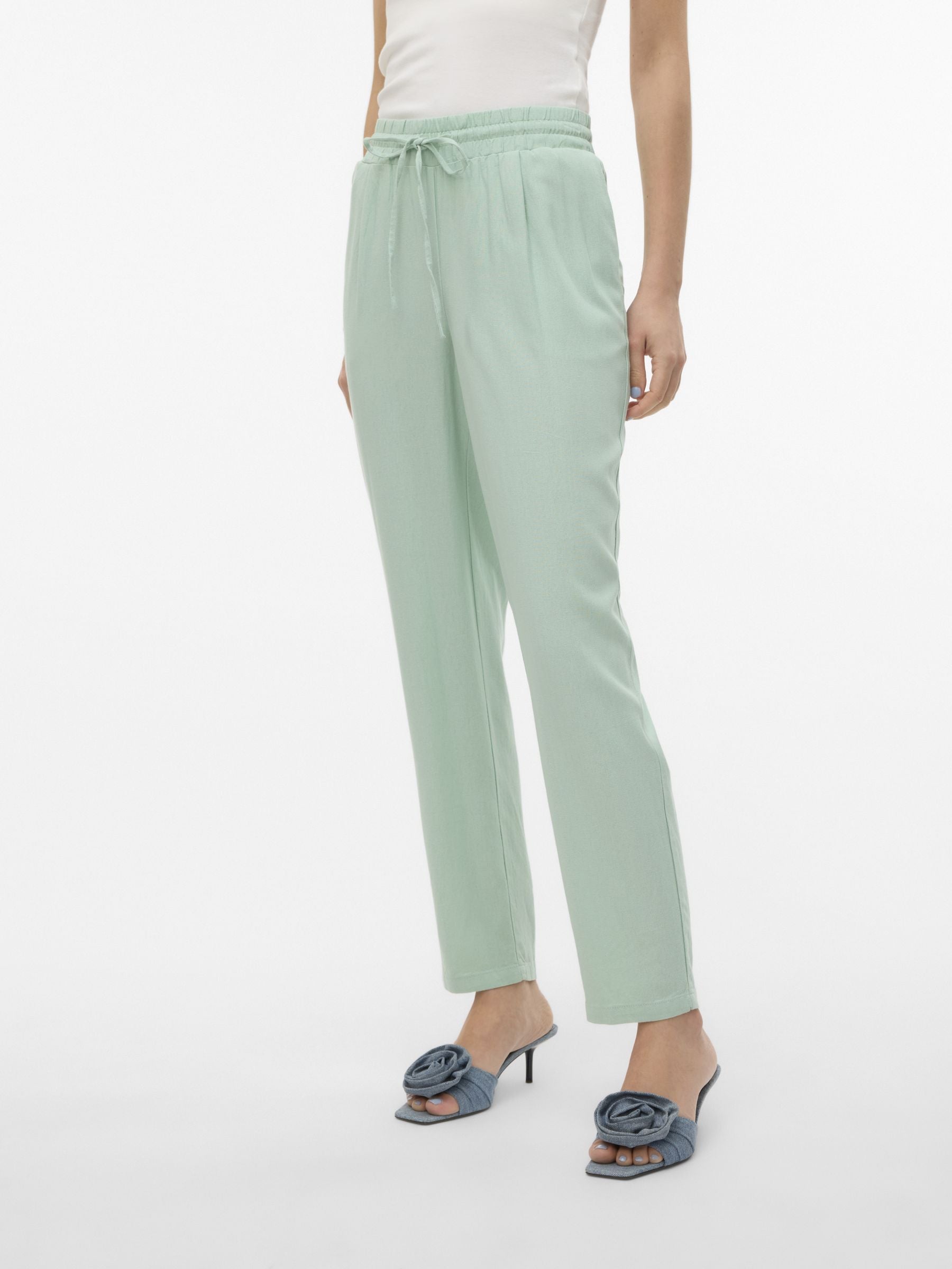Pantalón Vero Moda Jesmilo 10279691