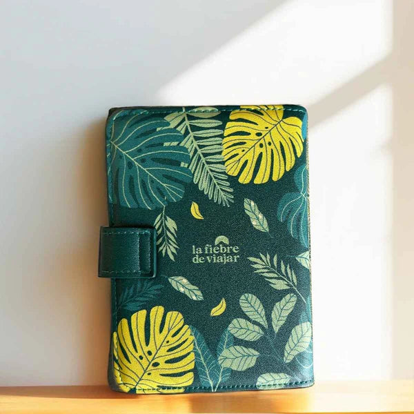 Porta pasaporte con diseño La Fiebre de Viajar PPD.9663.70