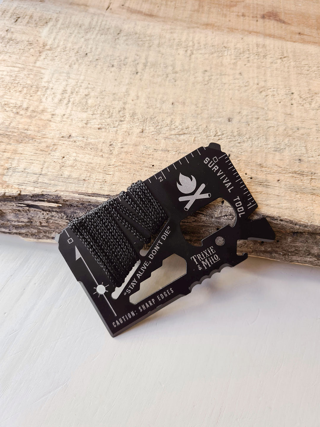 Tool Survival negro