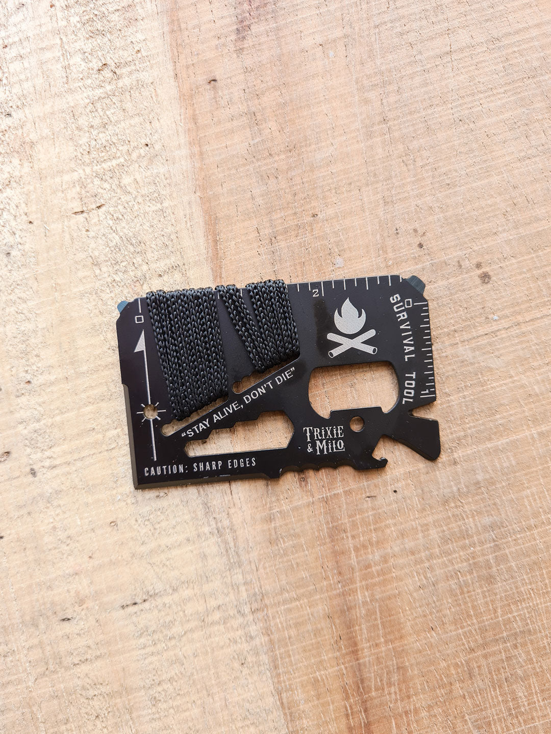 Tool Survival negro