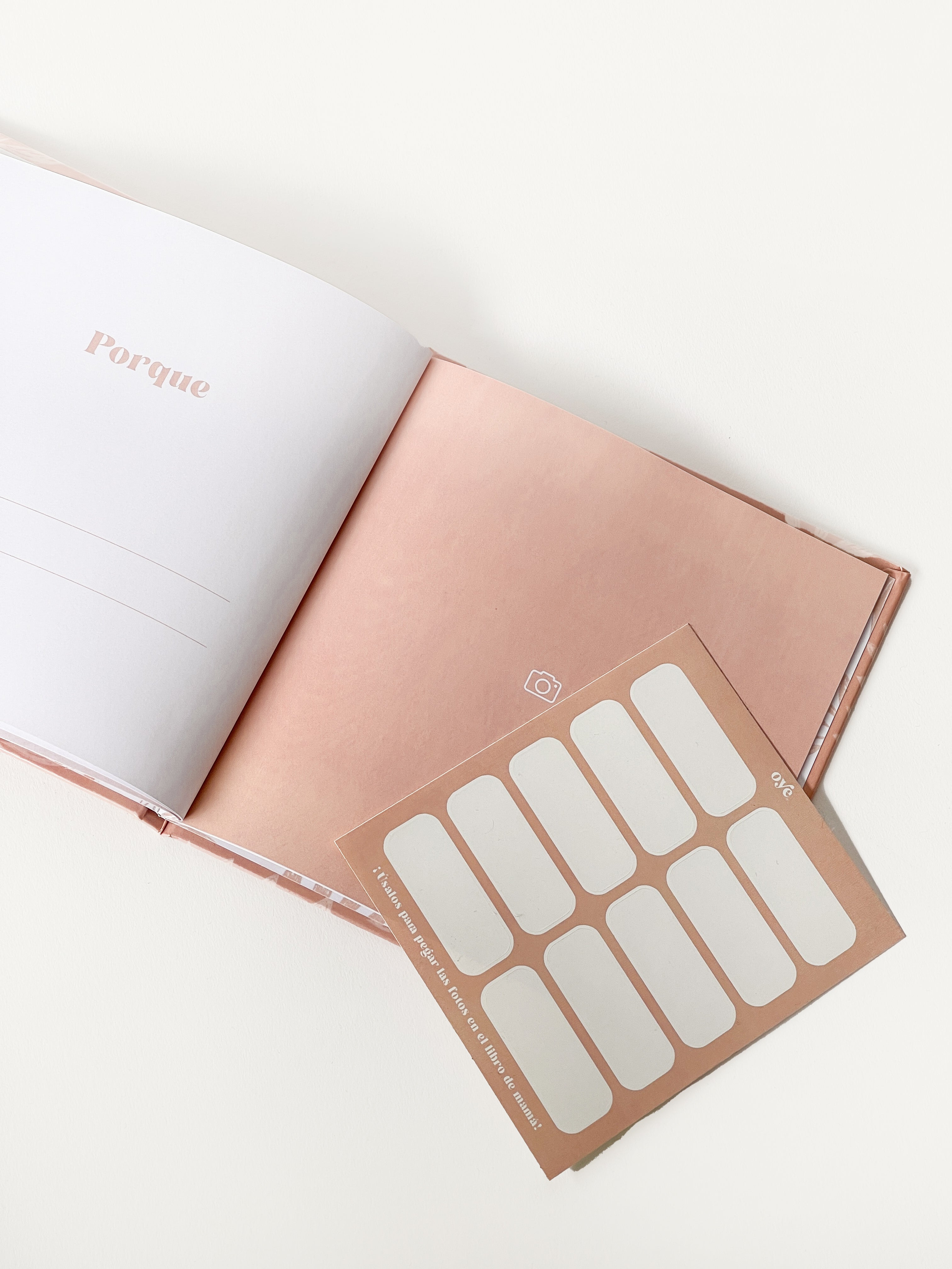 Libro para mamá Oye CR Momi