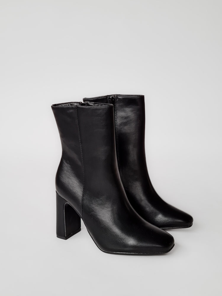 Bota Shift-17