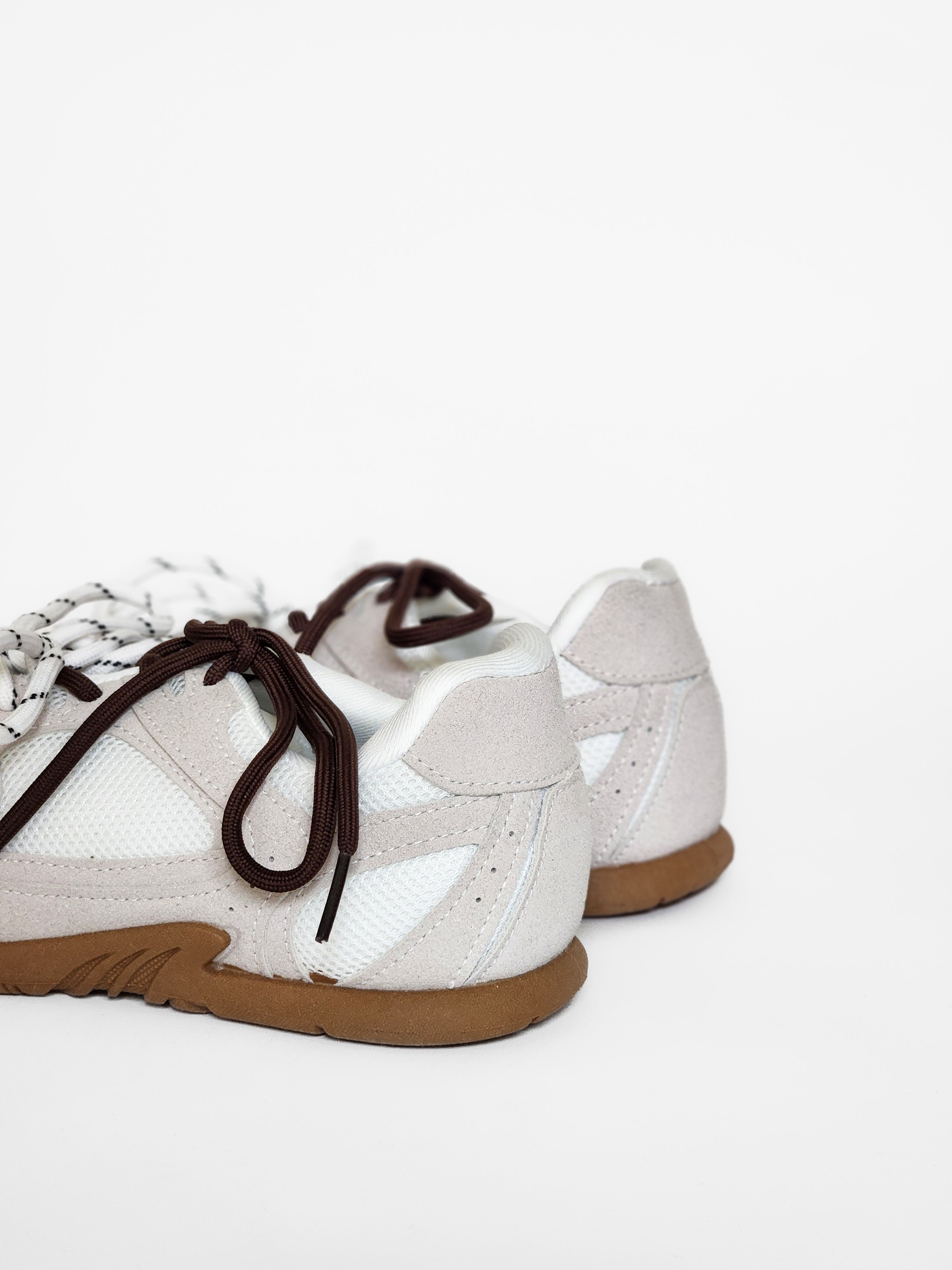 Tenis Liliana Miusa-1