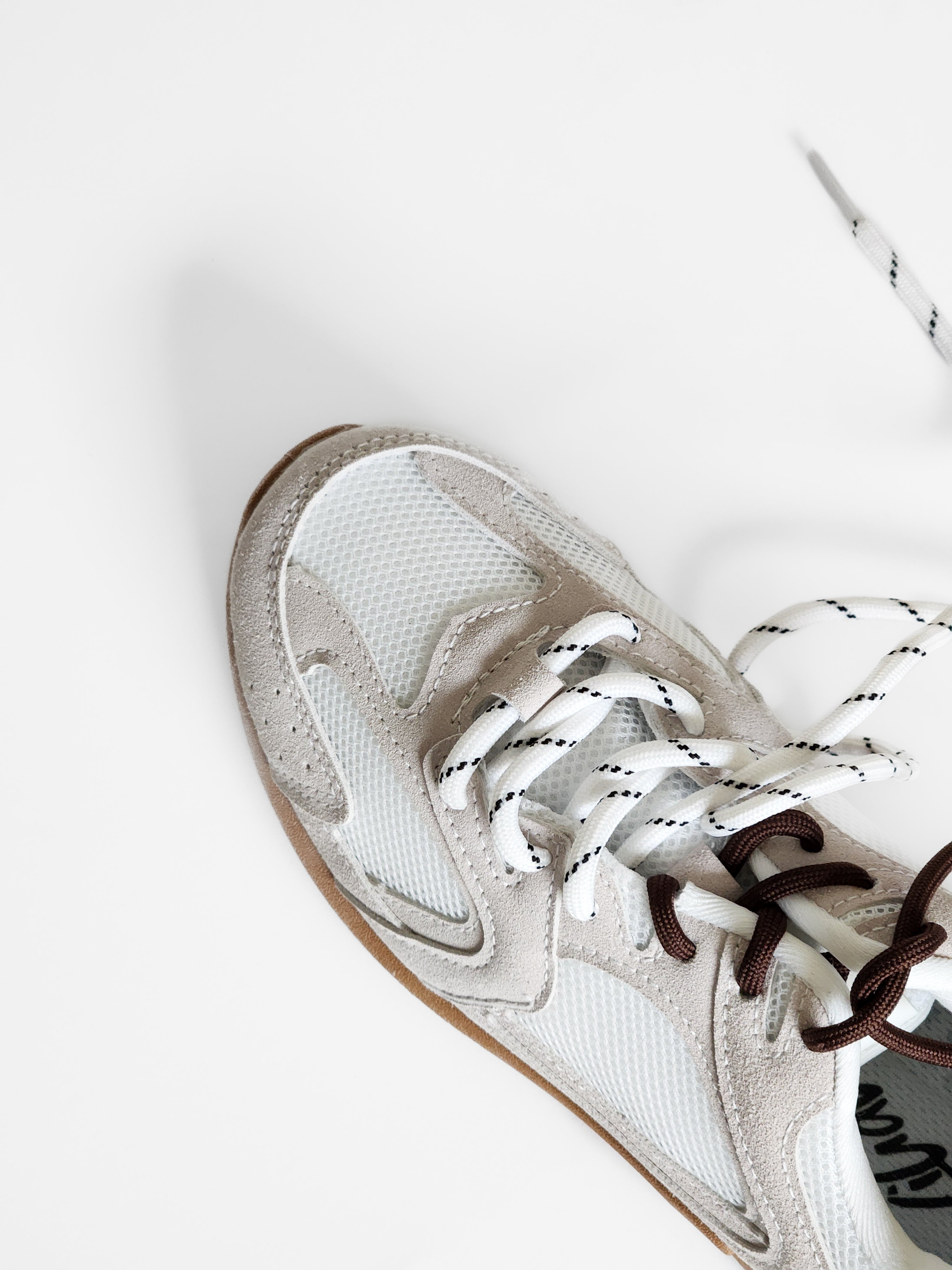 Tenis Liliana Miusa-1