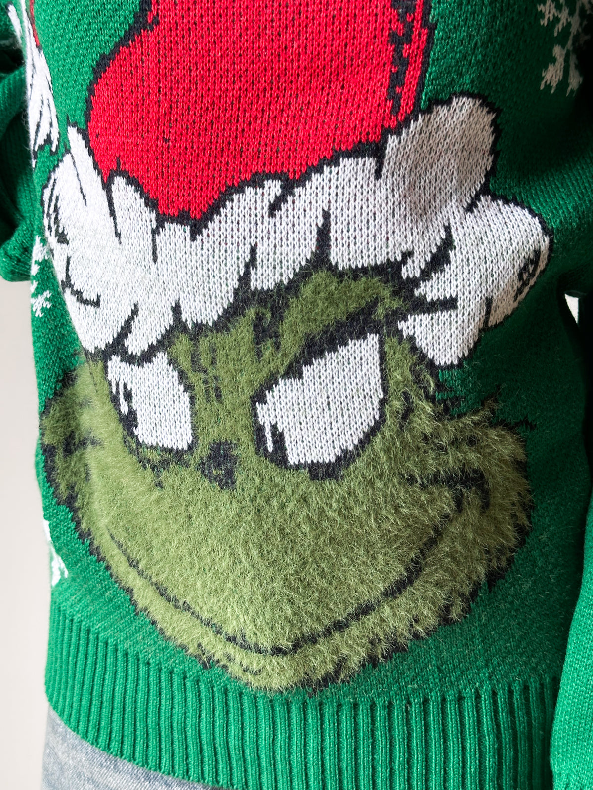 Suéter Navideño El Grinch 2026 TM26N009
