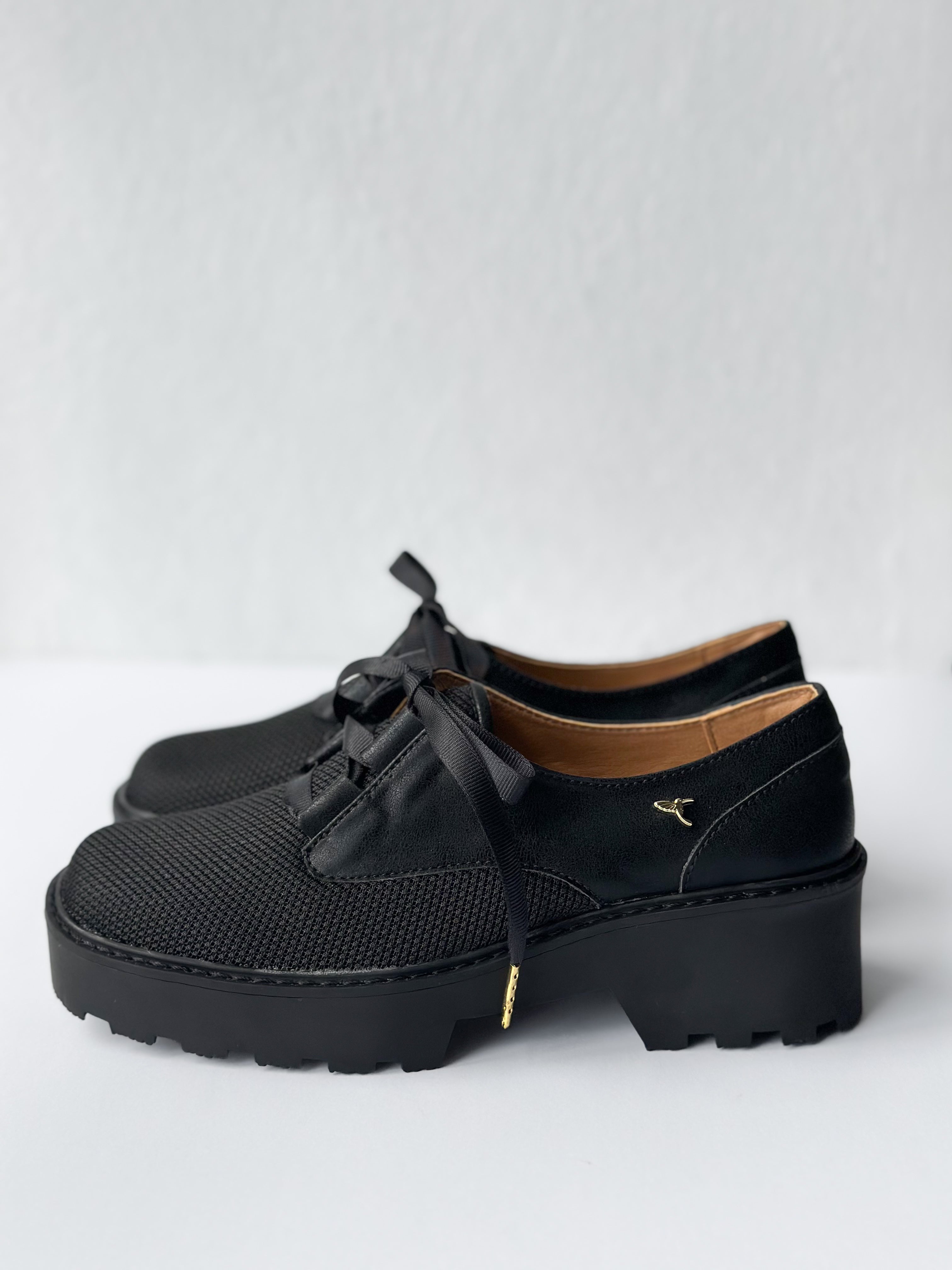 Zapato yaho lisa 05009E040