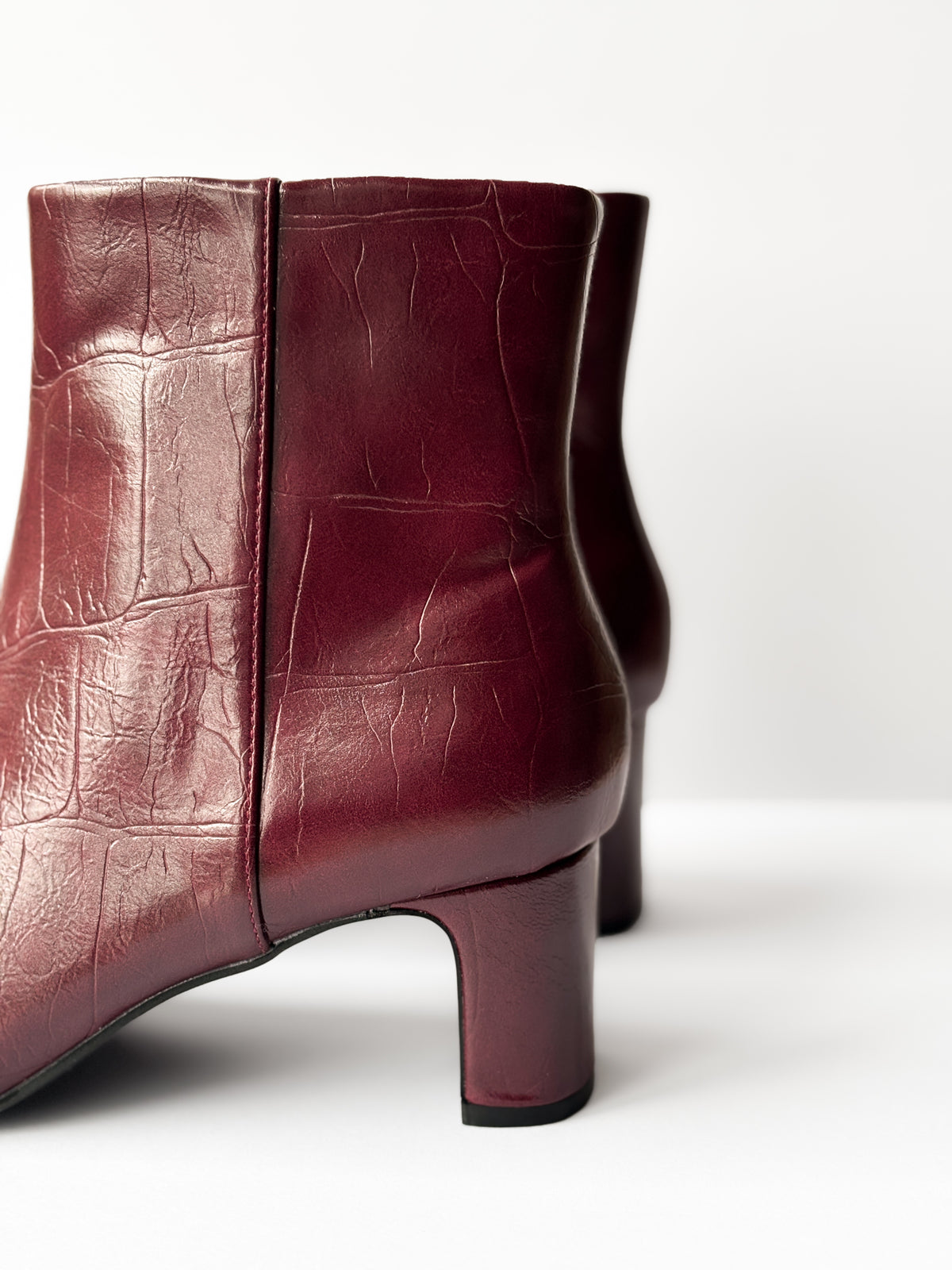 Botin Berness Sean05