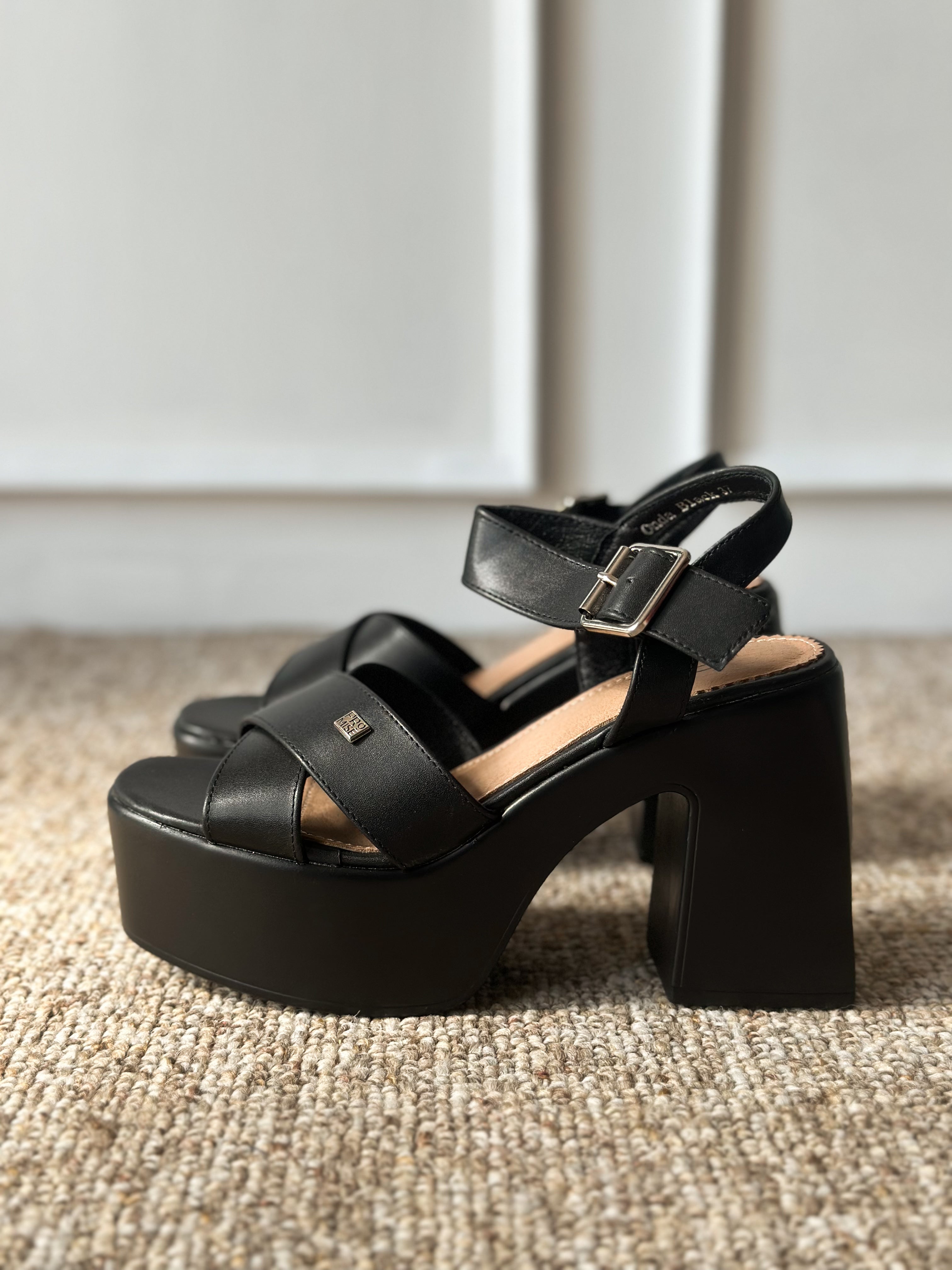 Sandalia plataforma Promise Onda