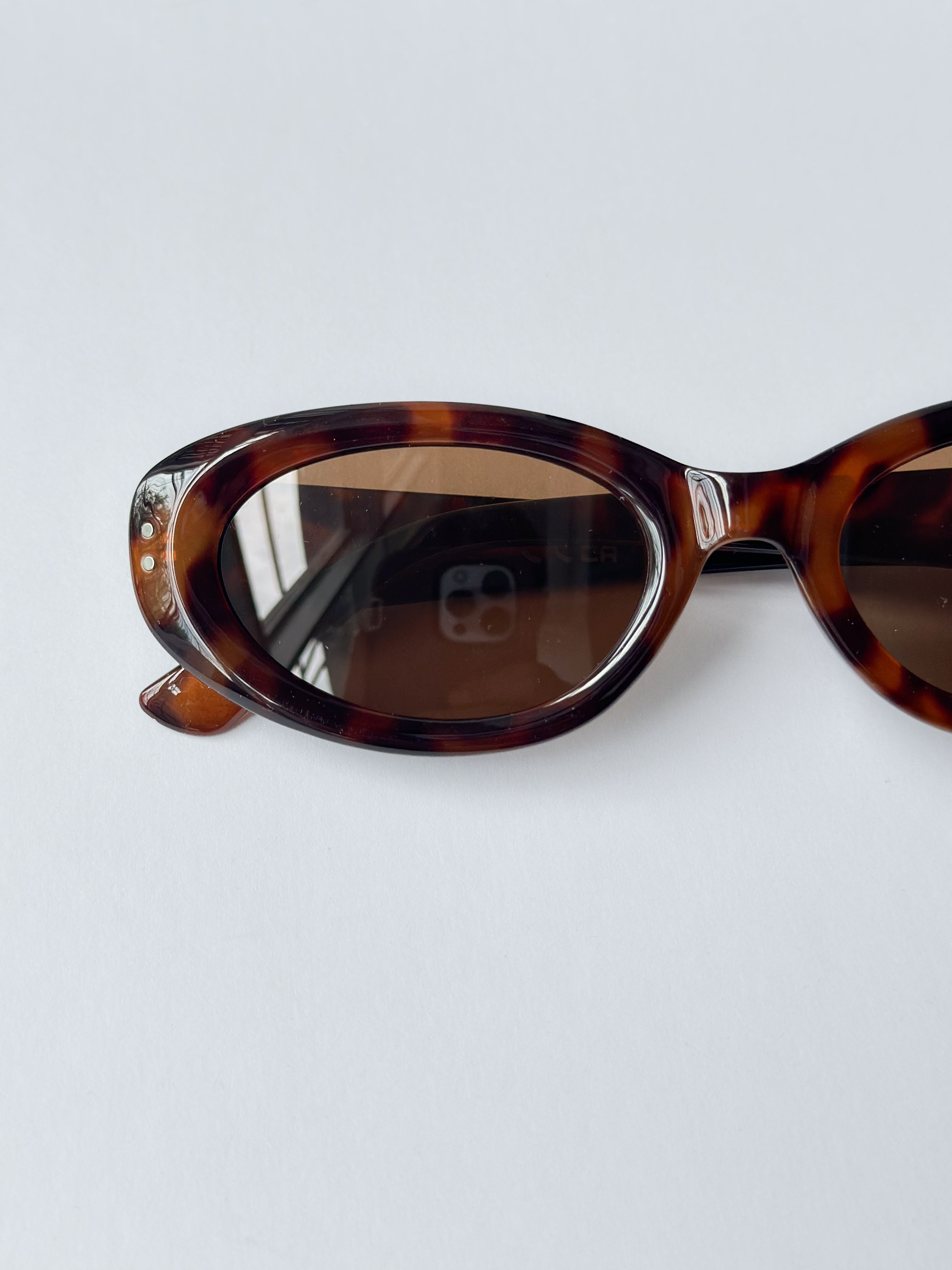 Lentes de sol redondas retro AM15047