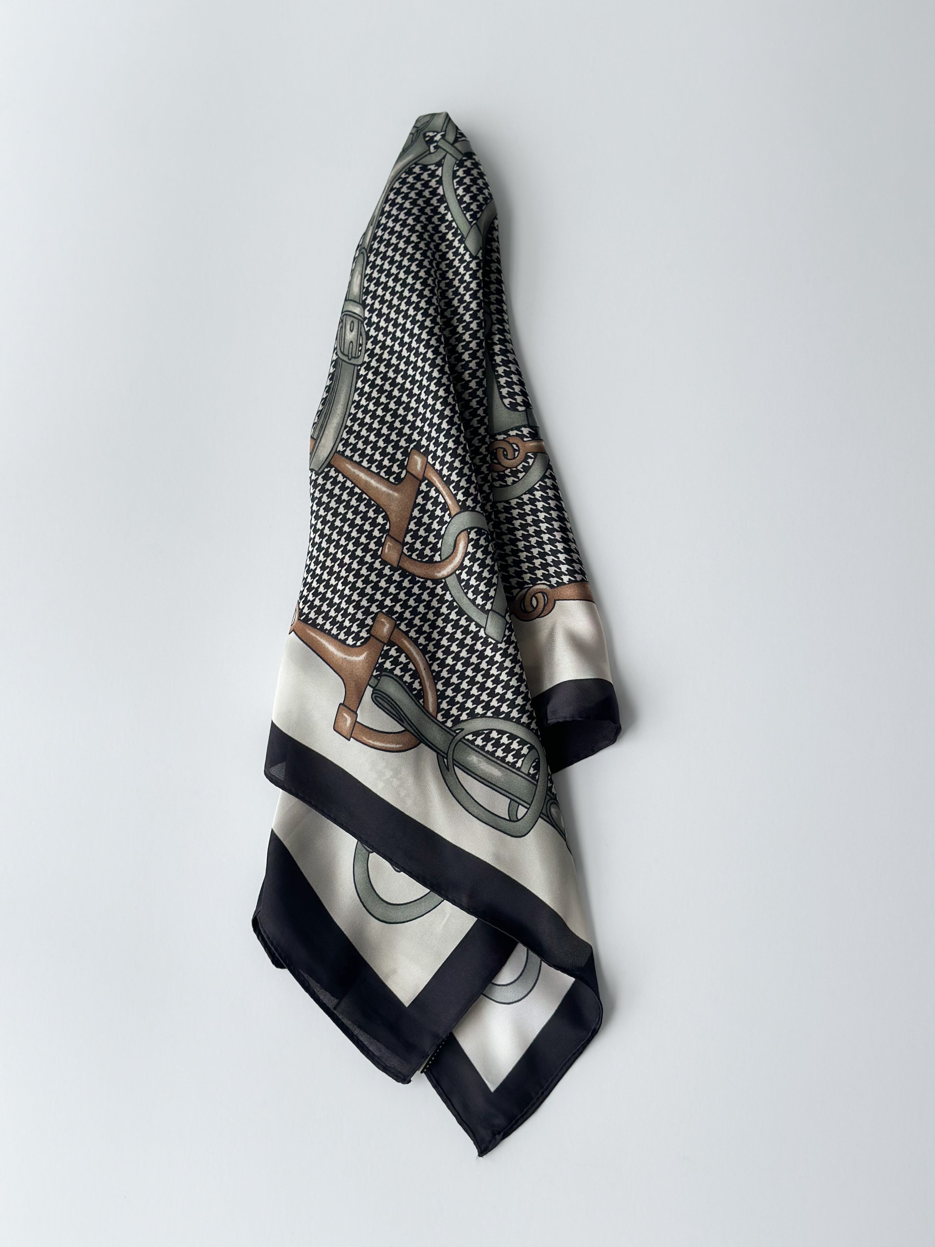 Pañuelo multicolor Negro AMS1881