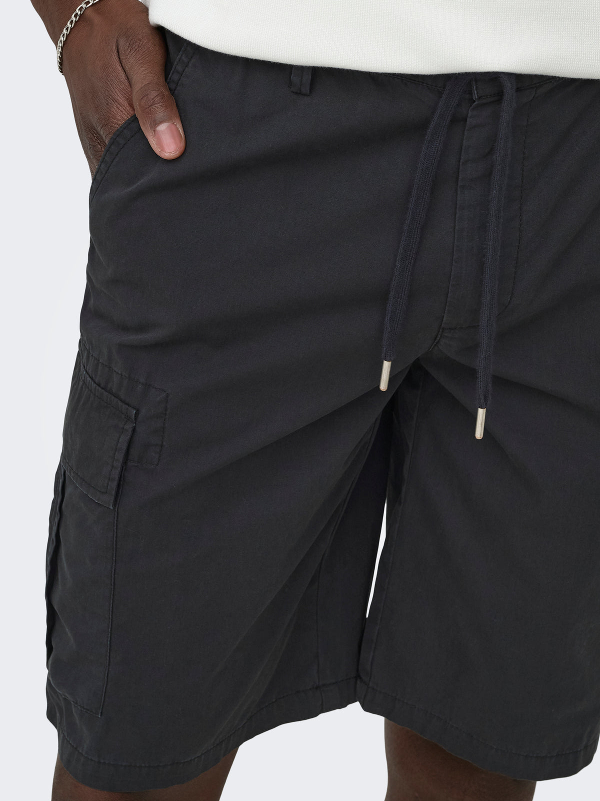 Short Only sons Loc 22029214