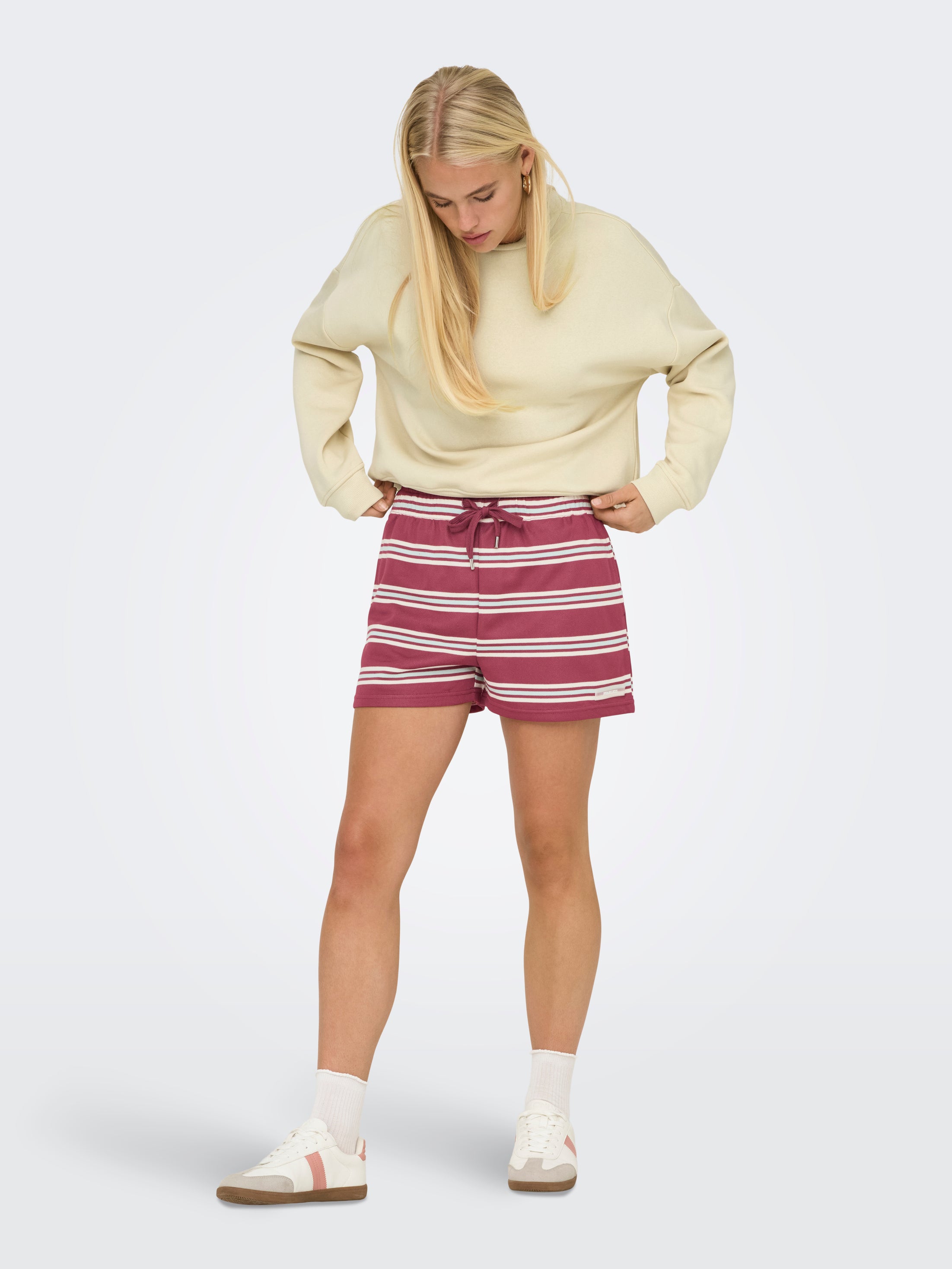 Short Only Evie 15351928 15351928