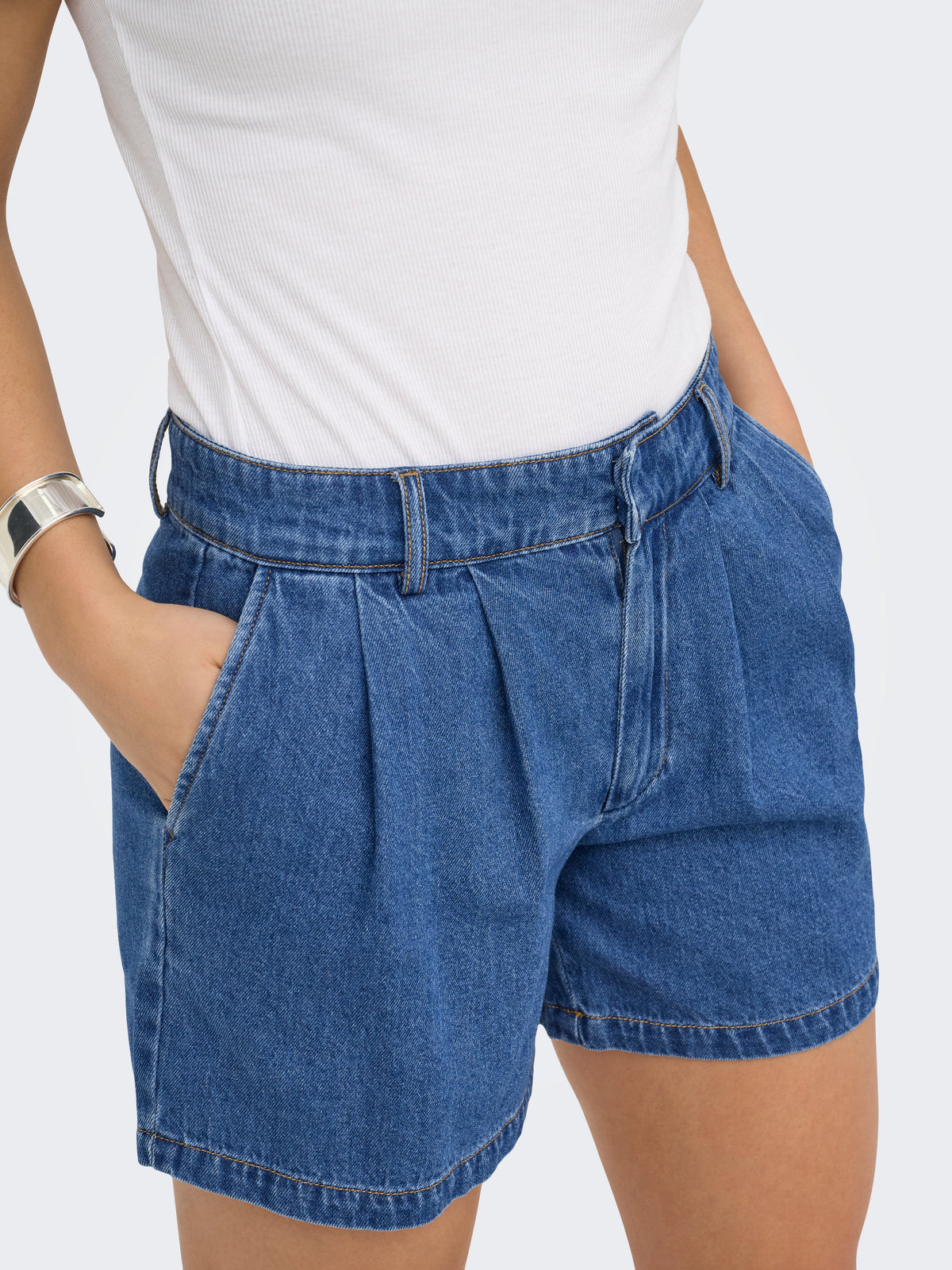 Shorts Only Luka 15372369