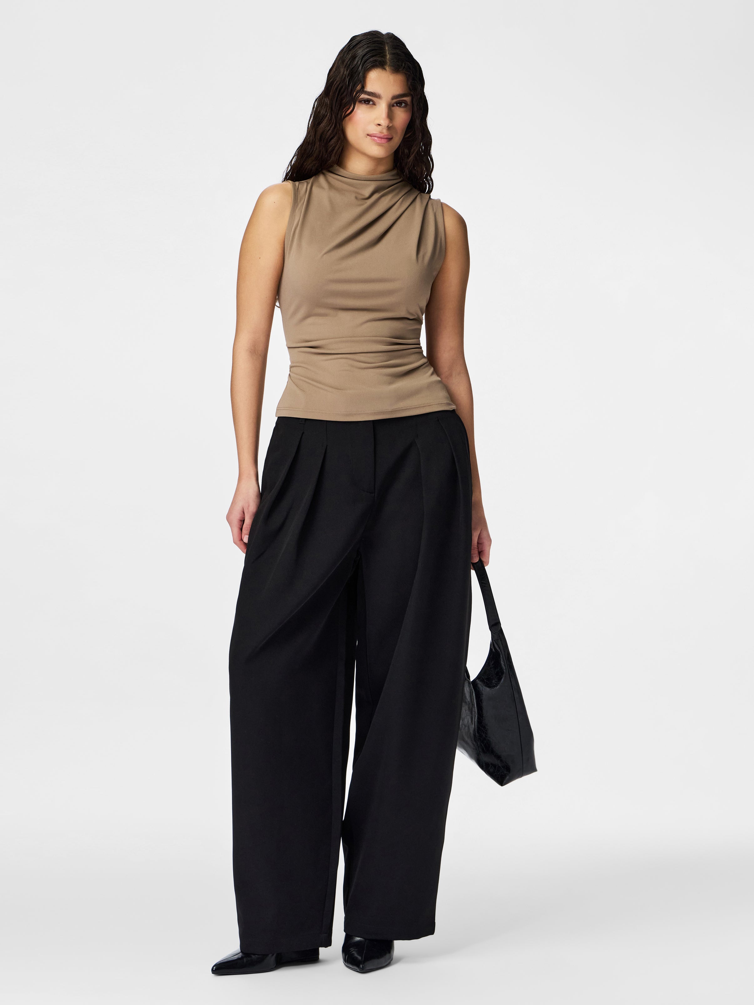 Blusa Pieces Madison 17151143