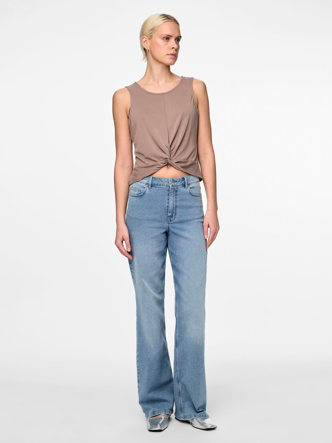 Blusa Pieces Anora 17149200