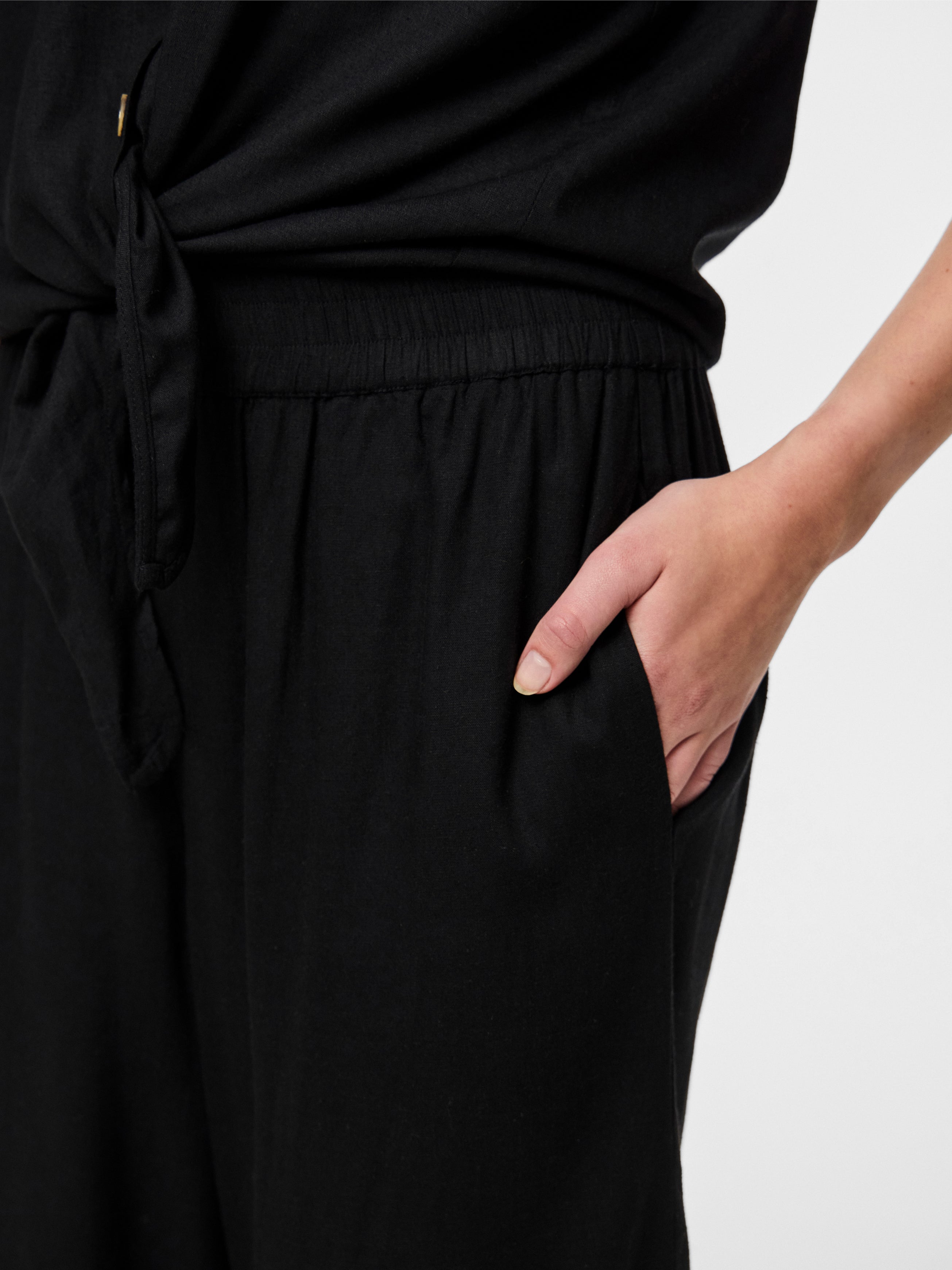 Pantalón Pieces Pia 17154737