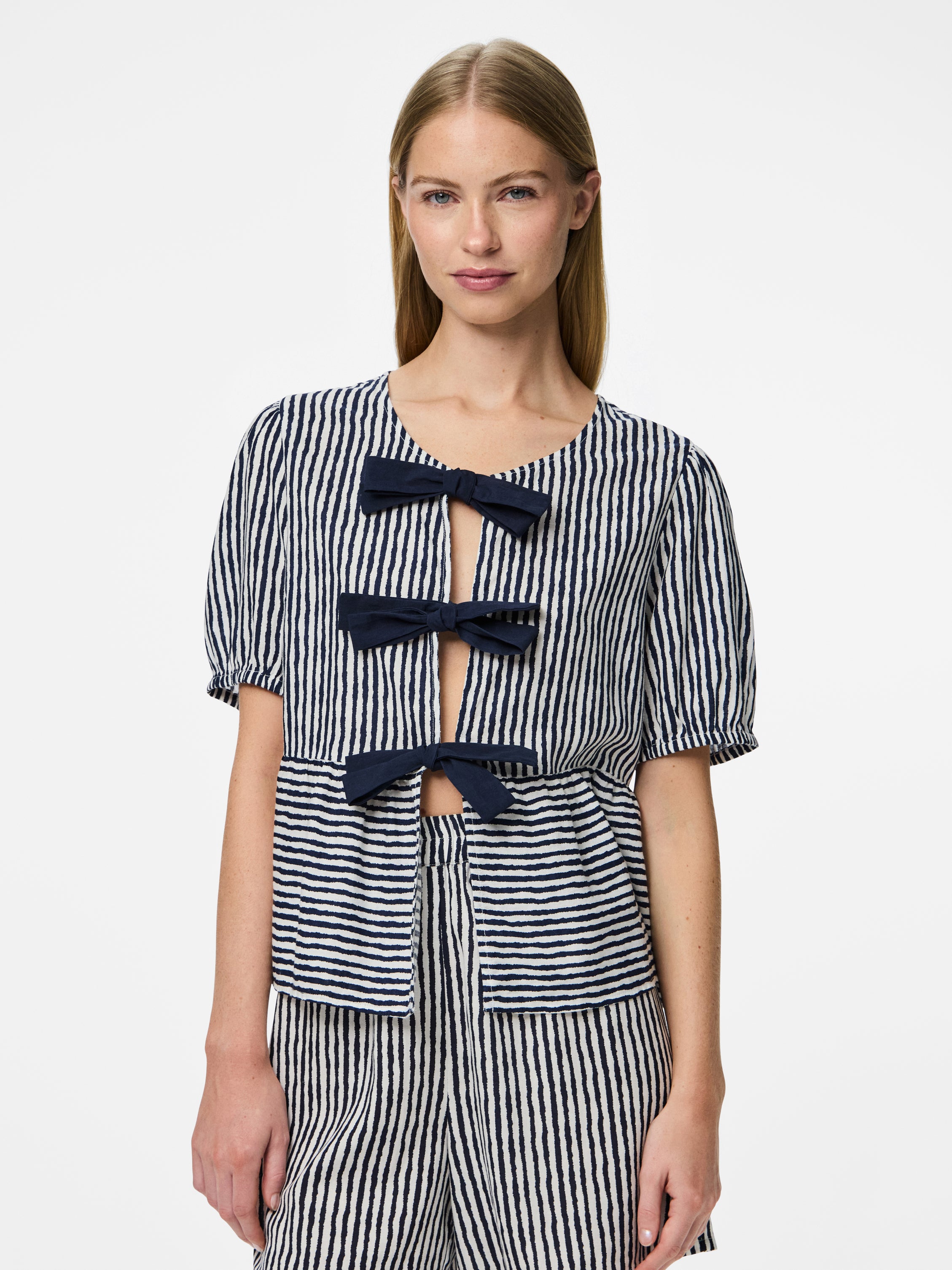 Blusa Pieces Talvina 17157340