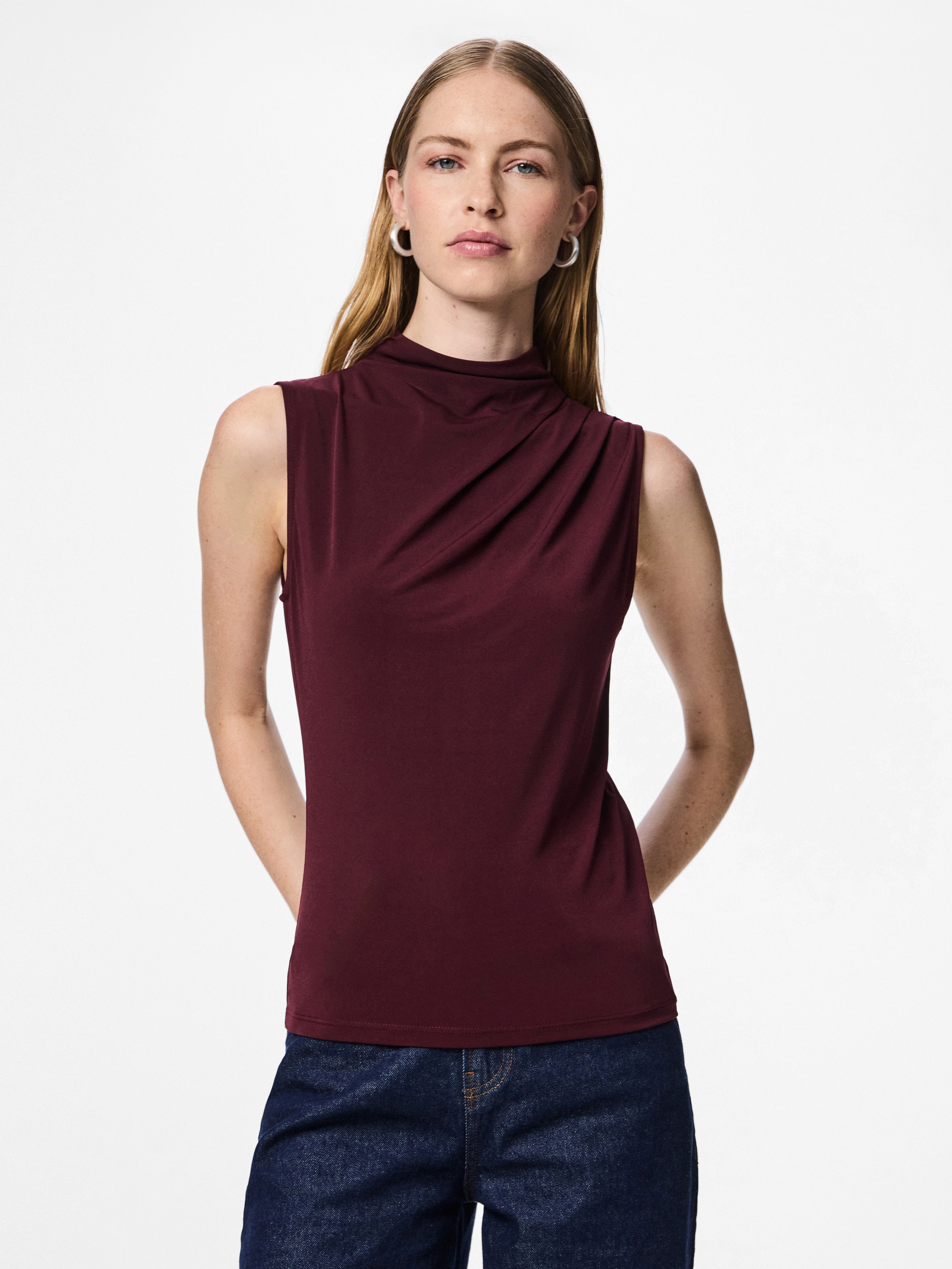 Blusa Pieces Madison 17151143