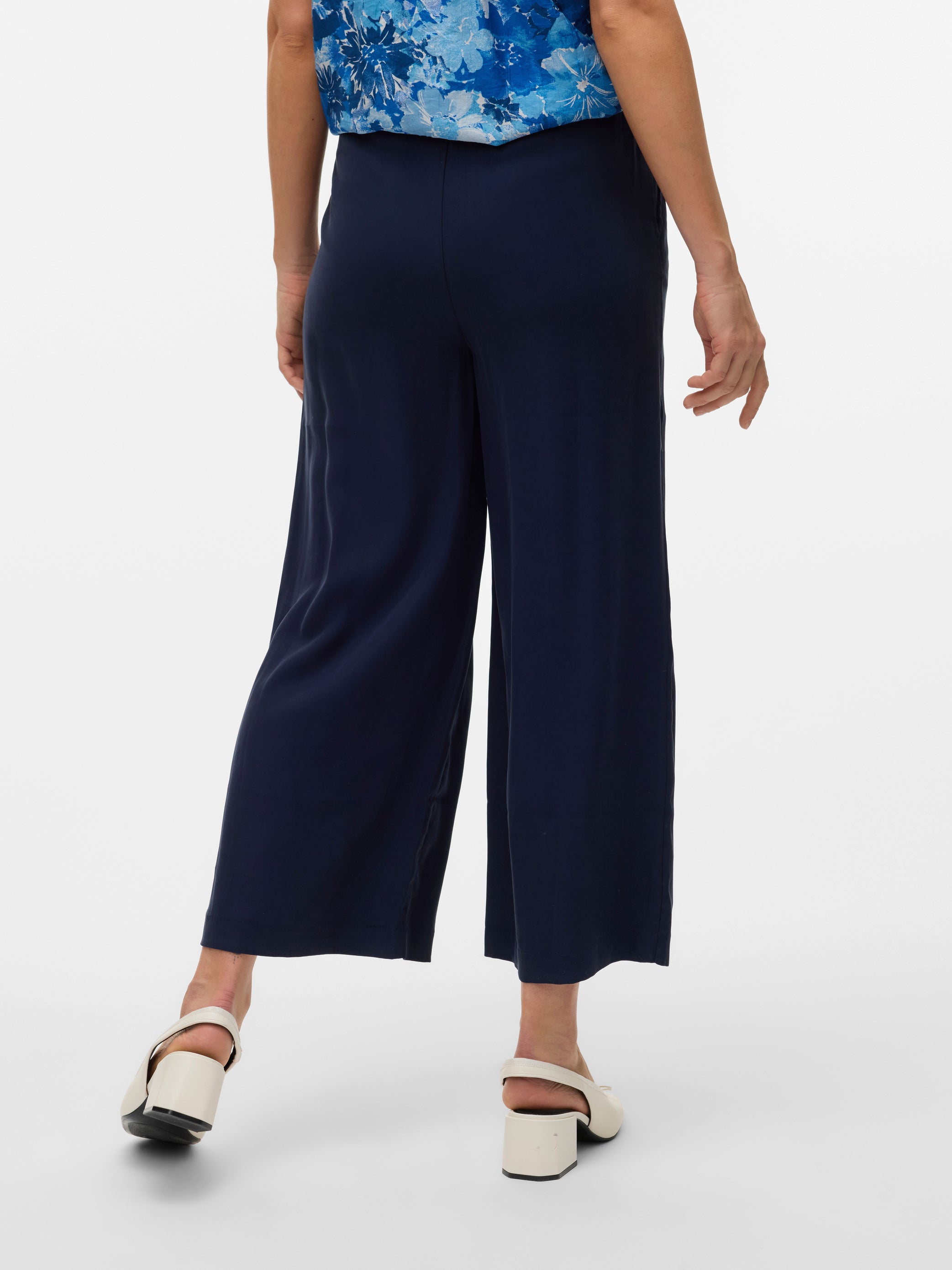 Pantalón Vero Moda Tanya 32 10329981
