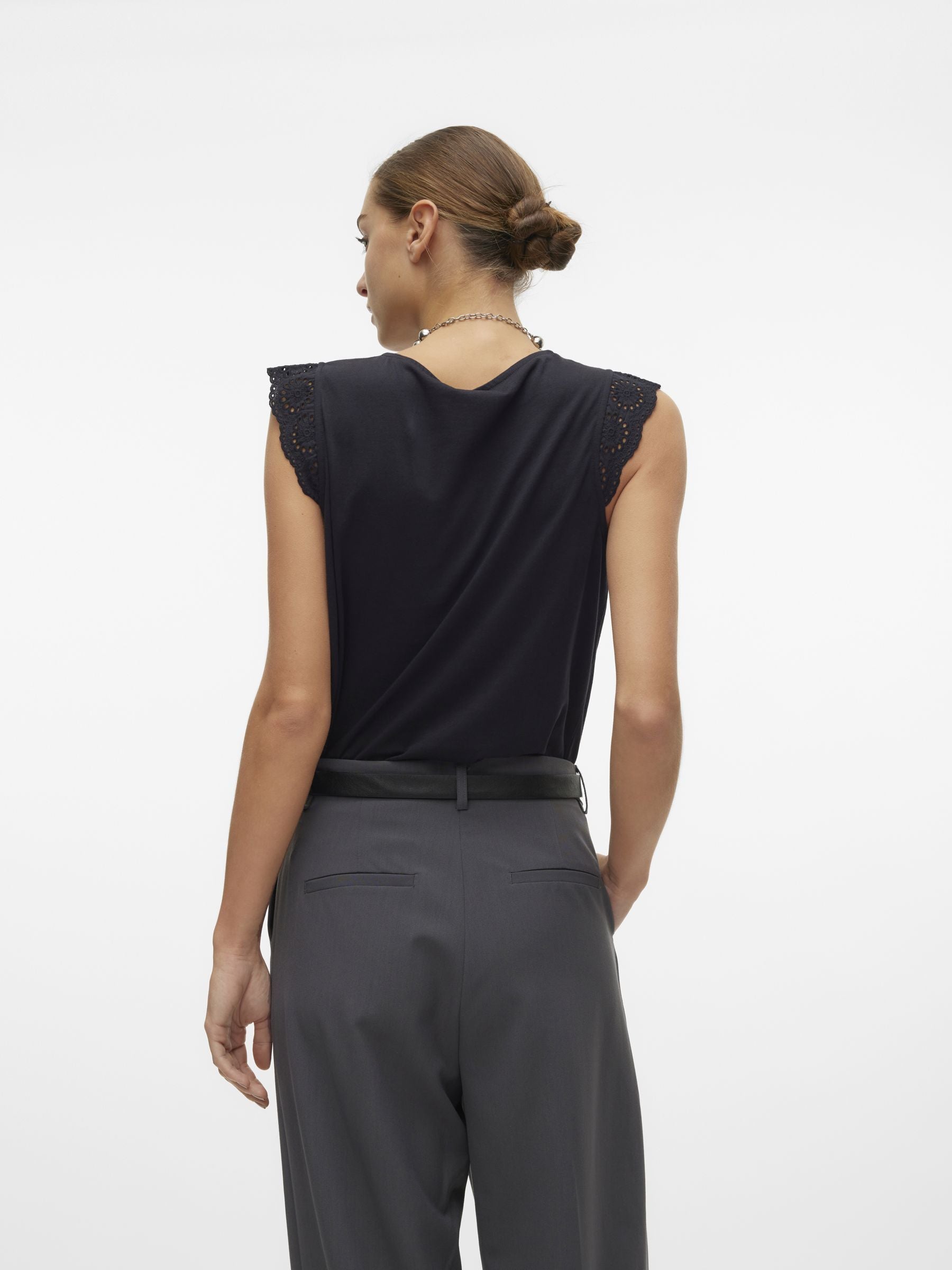 Blusa Vero Moda Emily 10305210