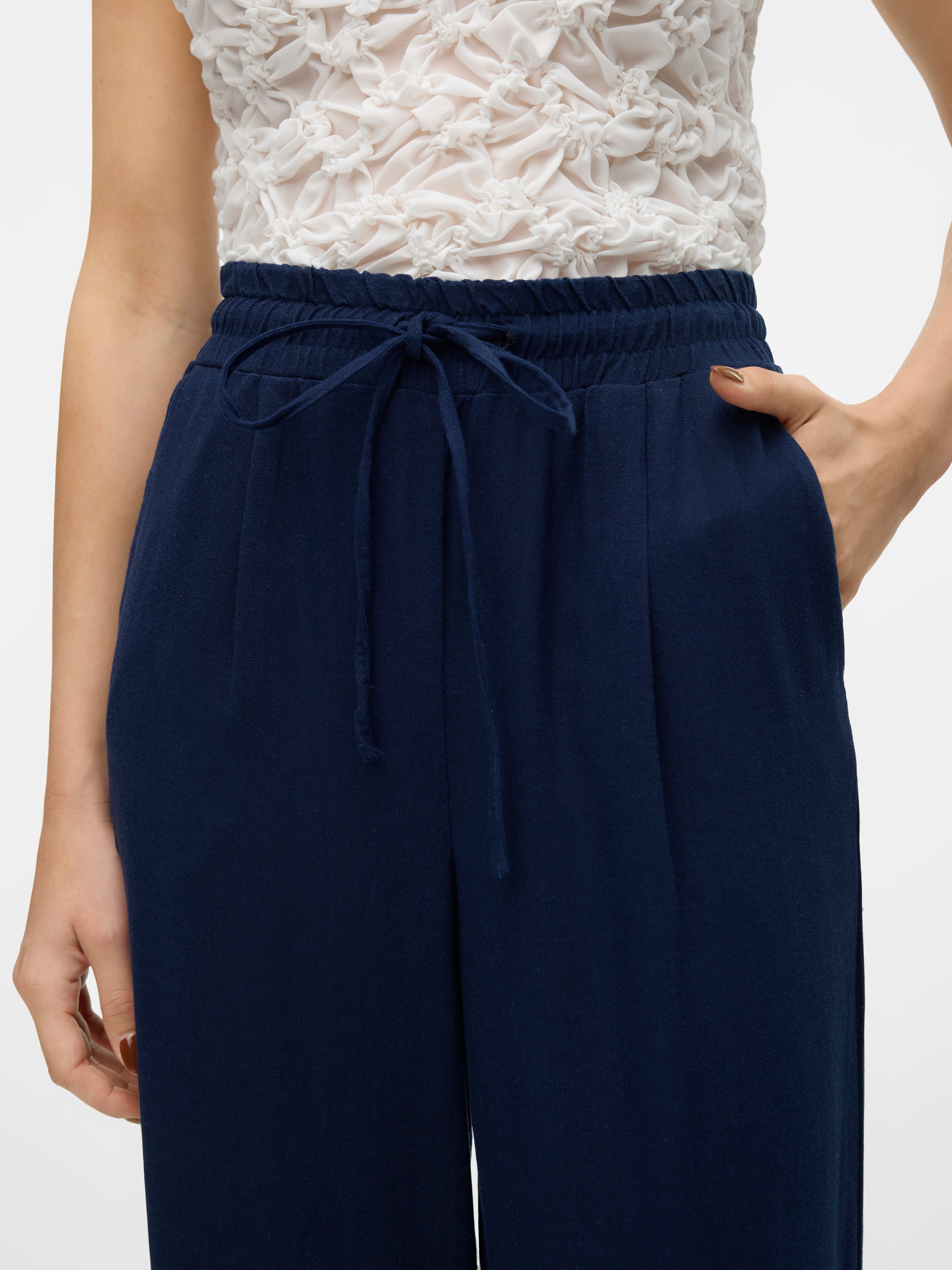 Pantalón Vero Moda Jesmilo 10287363