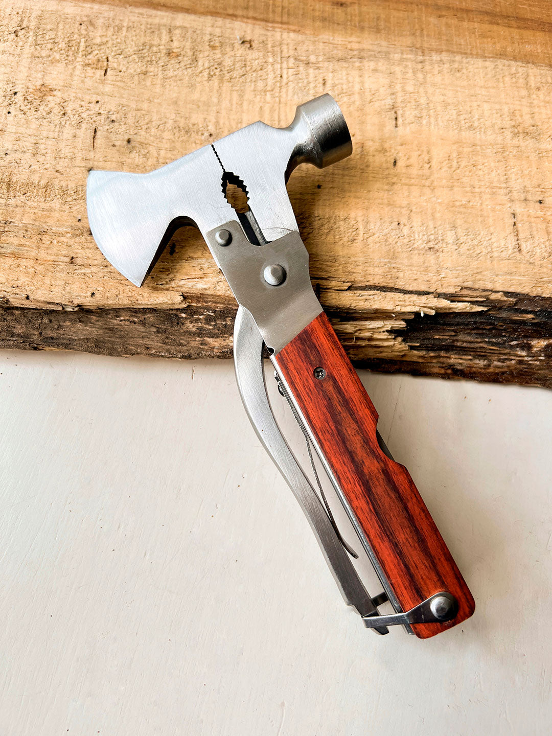 Tool  plateado Axe