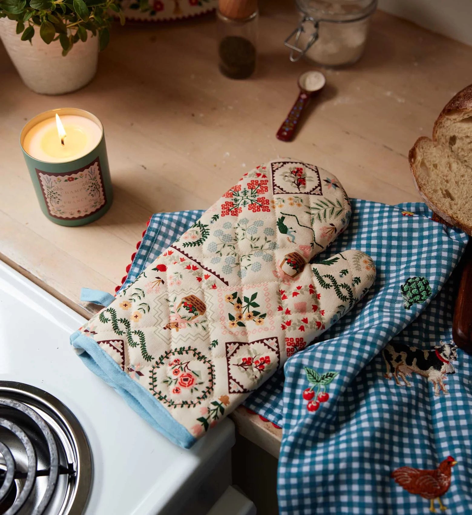 Home Sweet Home Oven Mitt OMM007